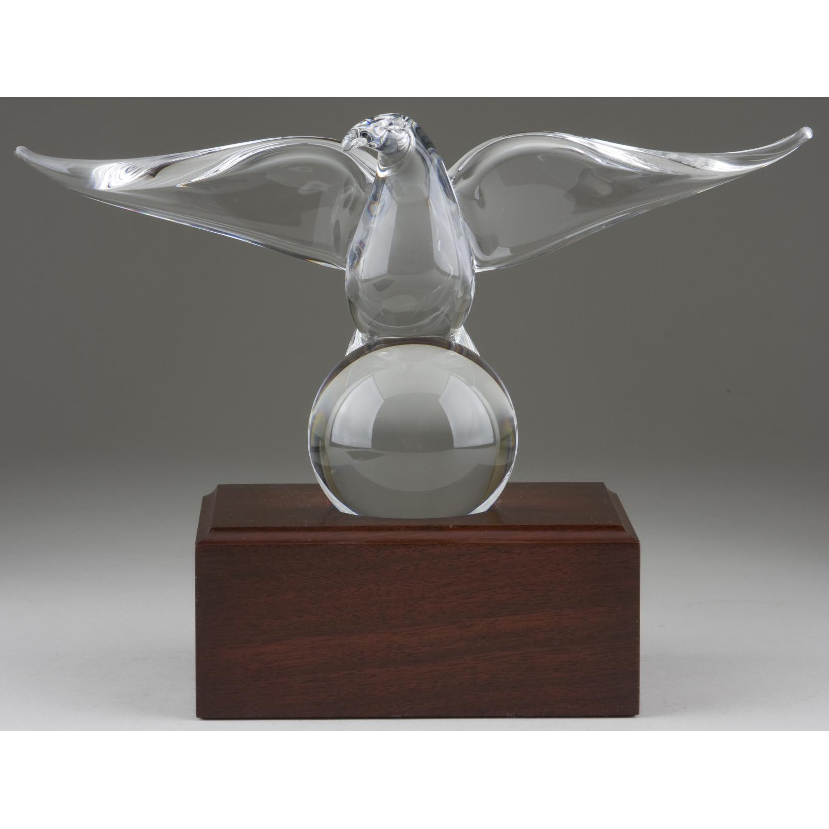 Steuben Art Glass Eagle (Lot 345 - Fine & Decorative Arts