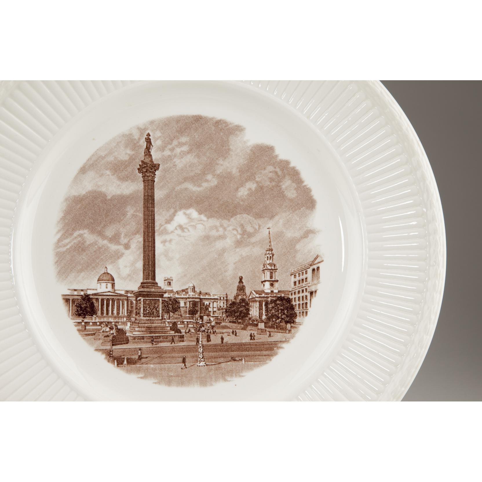 Wedgwood ~ OLD LONDON VIEWS ~ 10½" DINNER PLATE ~ Brown Transferware ~ 1941 