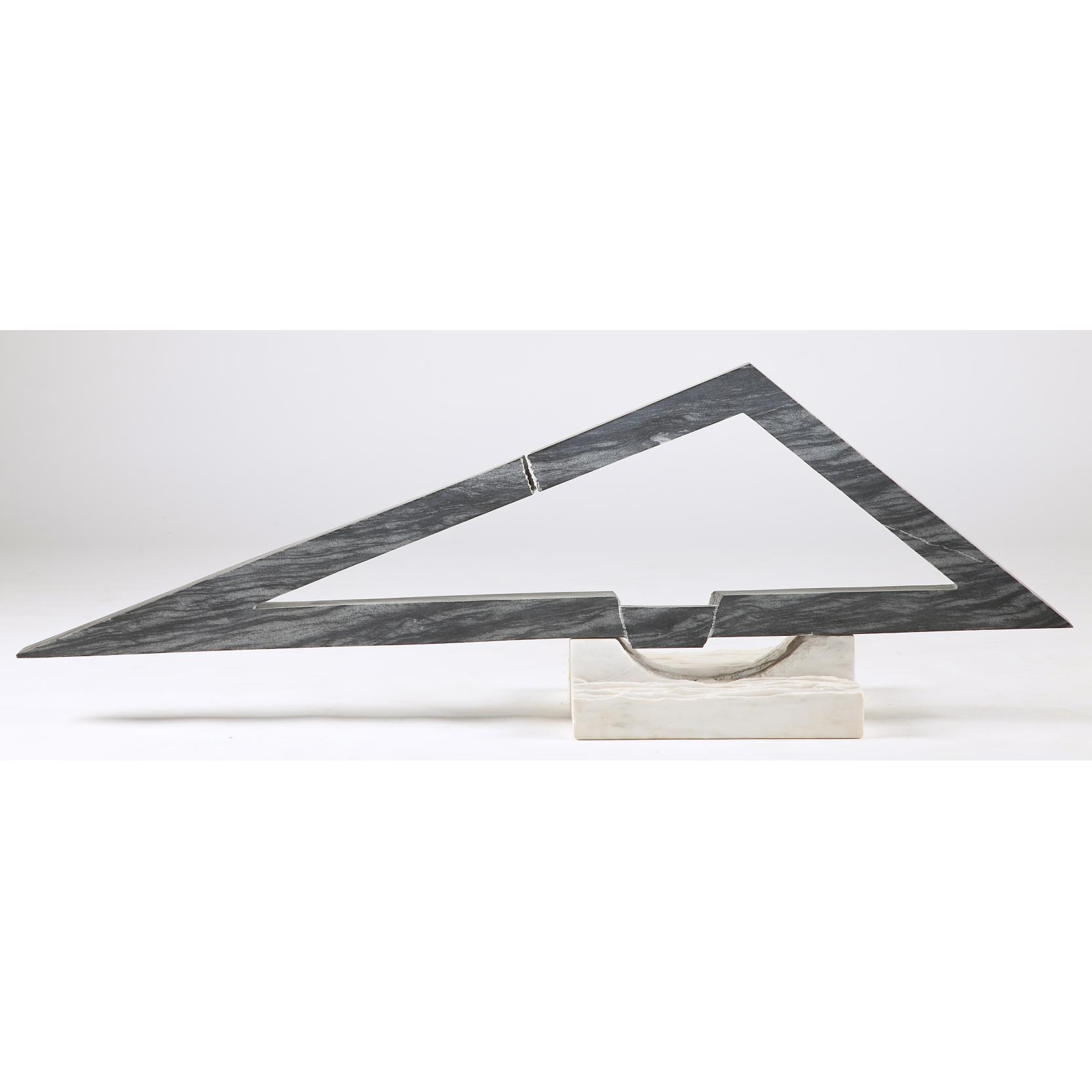 be-gardiner-nc-geometric-stone-sculpture