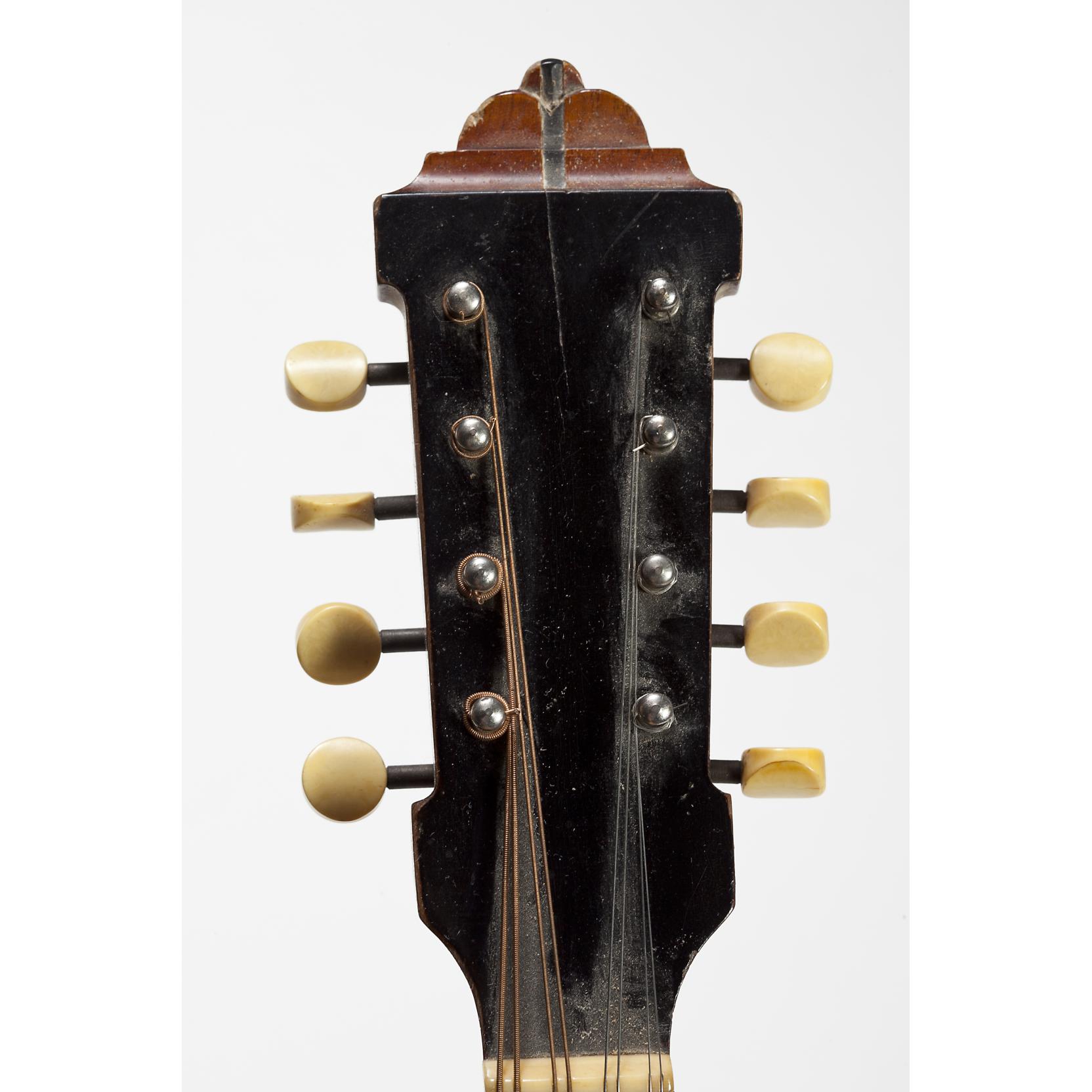 Vintage Lyon & Healy Style C Mandolin (Lot 736 - The Spring