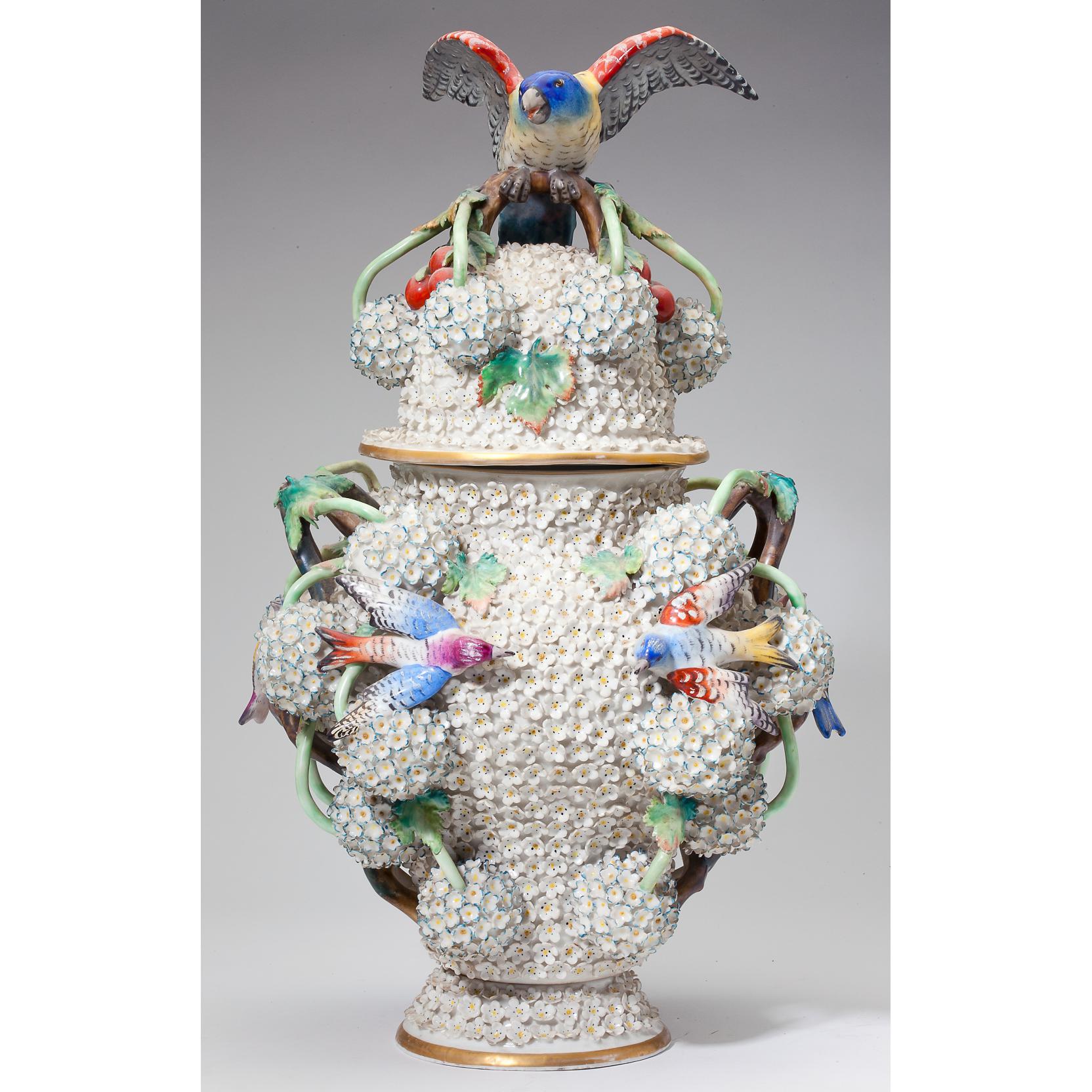 Meissen Style Schneeballen Porcelain Vase (Lot 778 - The Fall