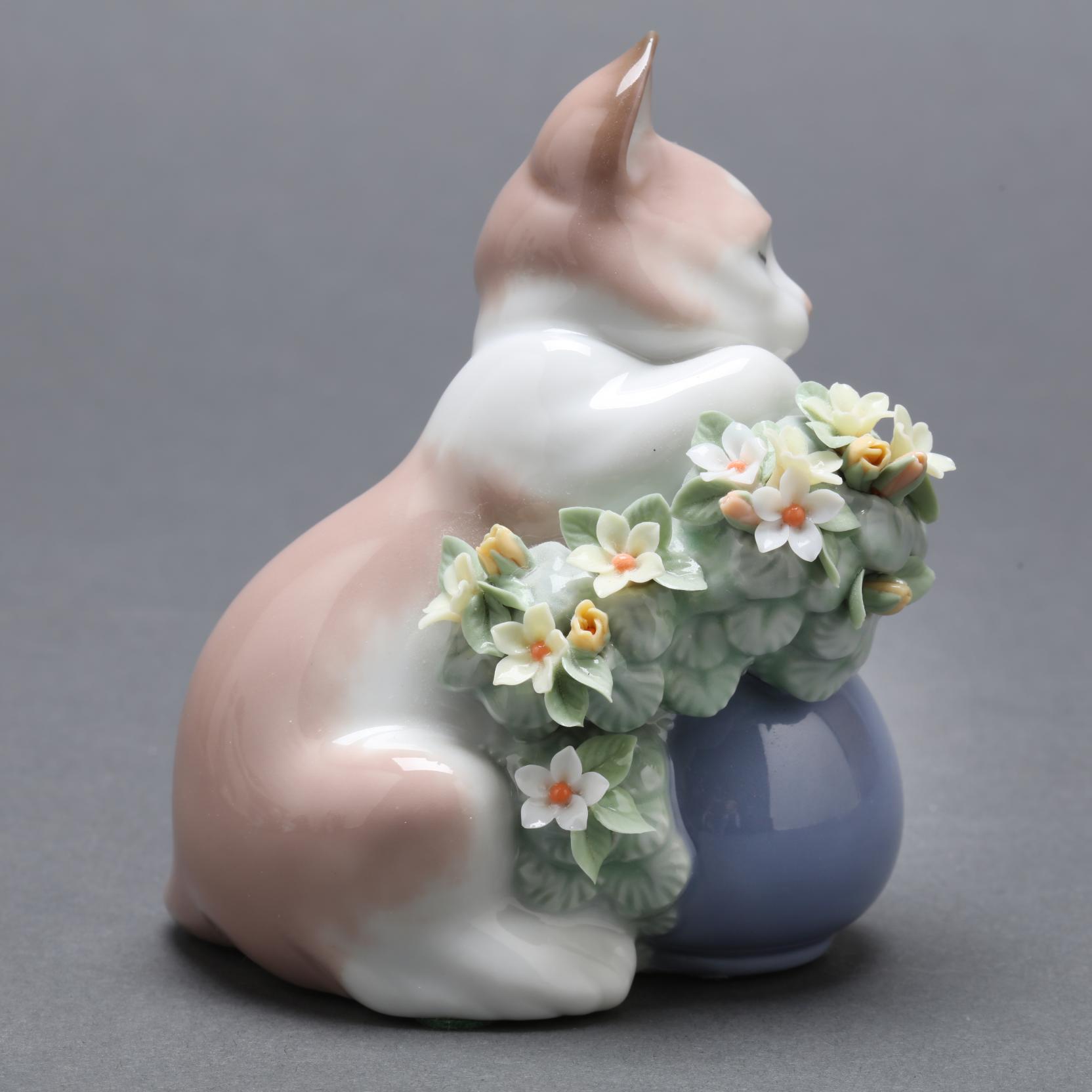 Five Lladró Figurines with Cats (Lot 1099 - Spring Porcelain &amp