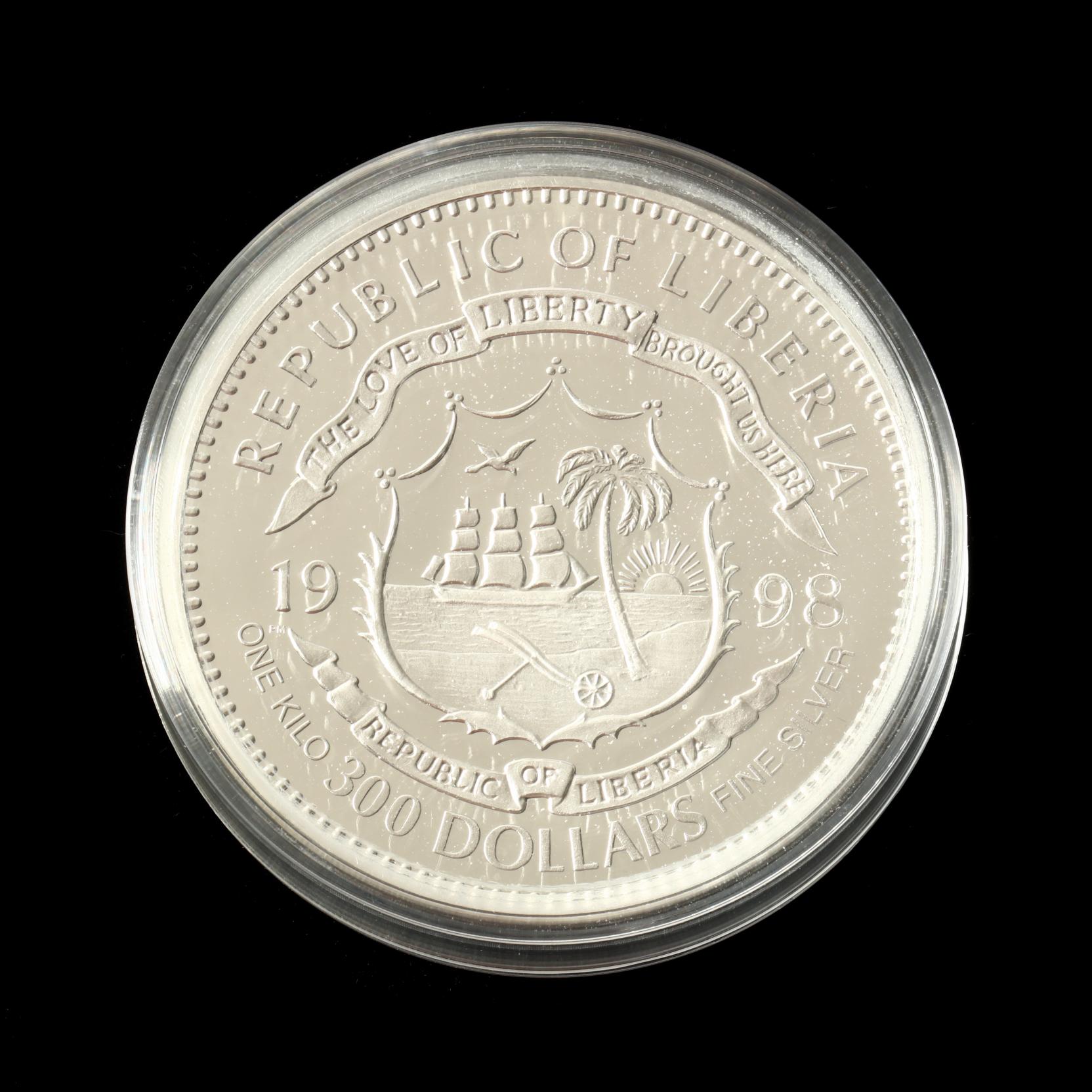 Liberia, 1998 $300 Silver Kilo RMS Titanic Commemorative Coin (Lot