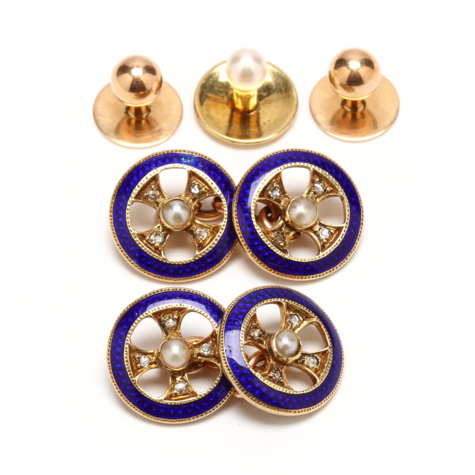 gold-cufflinks-and-shirt-studs