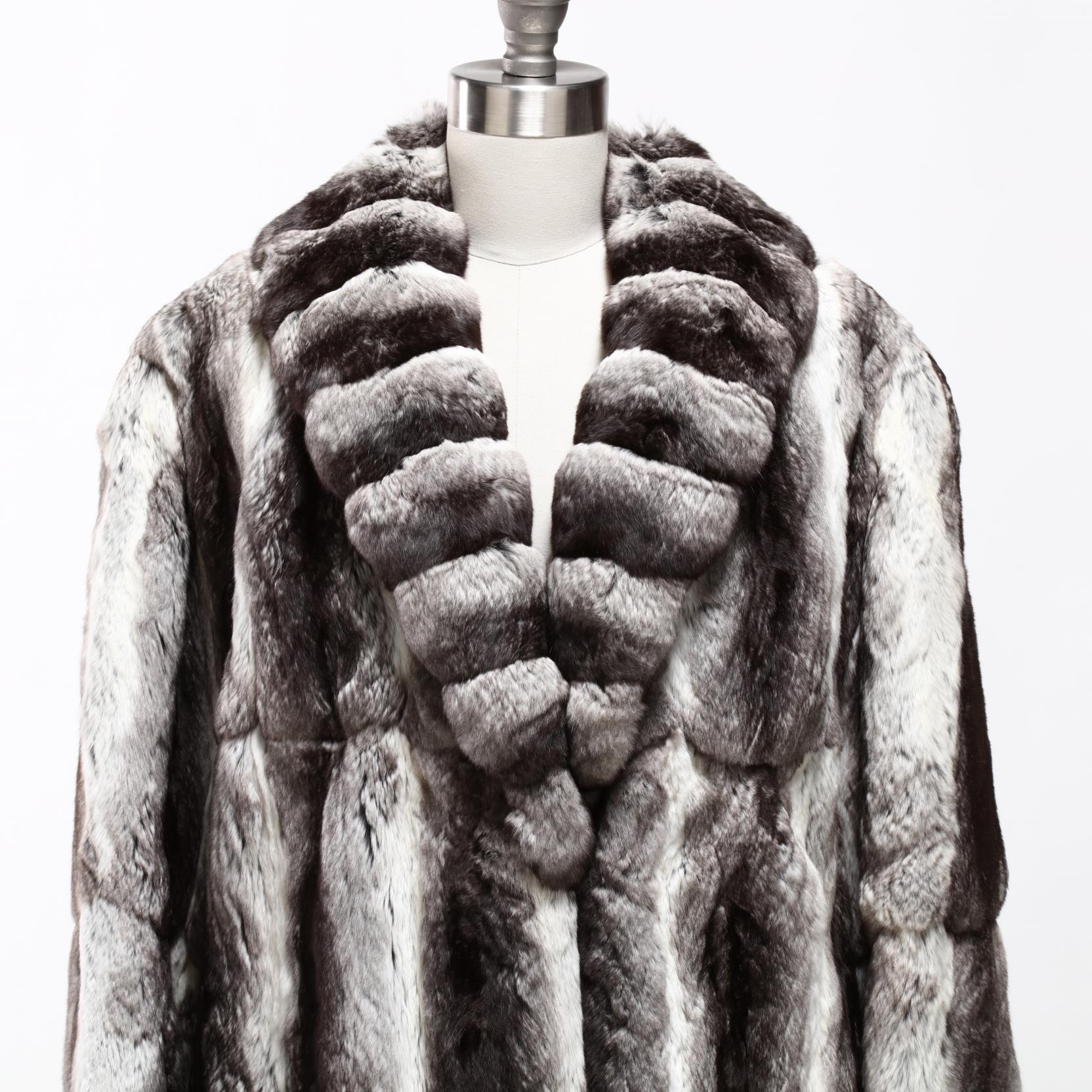 ドル　様 A Full Length Chinchilla Fur Coat (Lot 149 - The Winter Quarterly