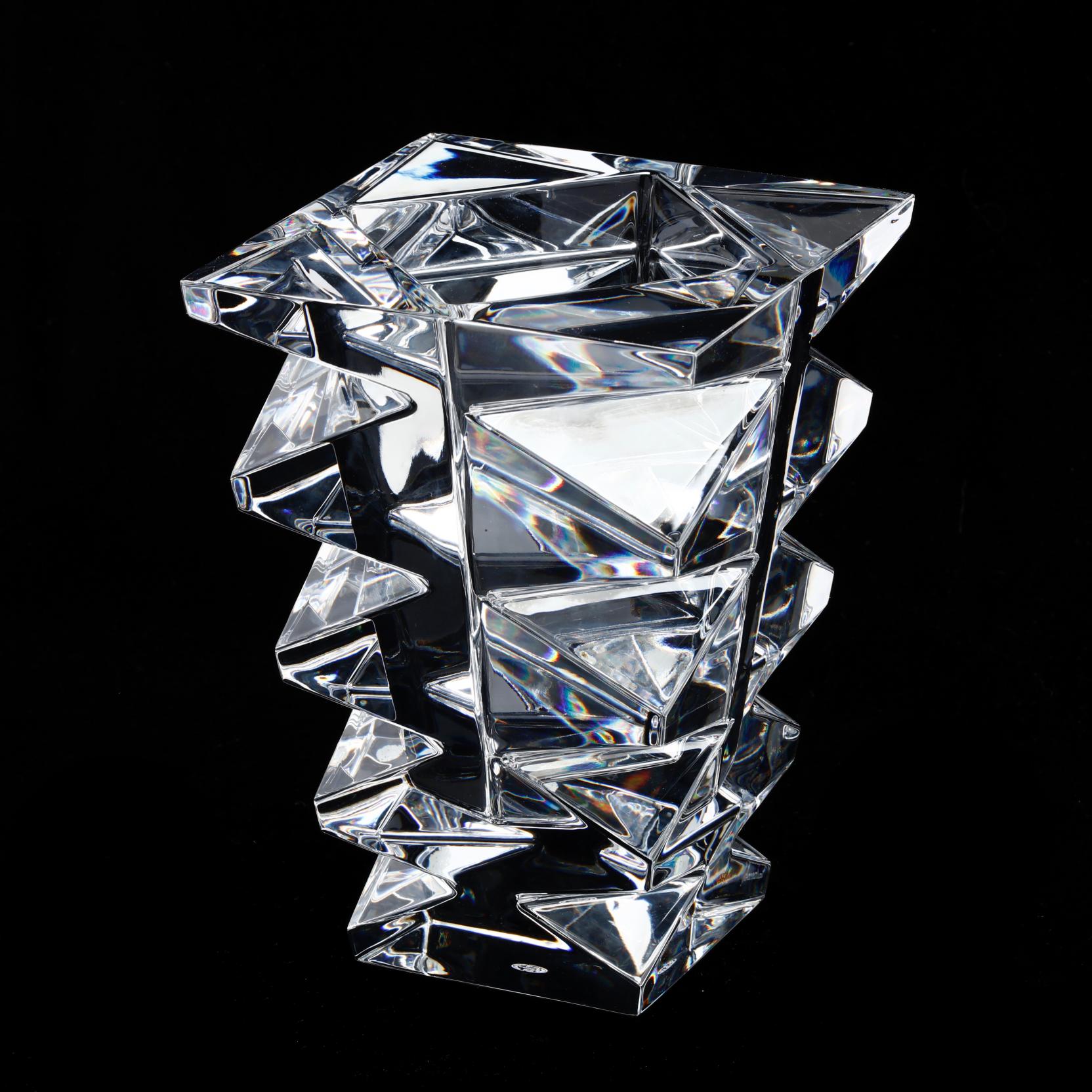 バカラ　トテム　トーテム　ボウル Baccarat, Modernist Crystal Totem Vase (Lot 1133 - Modern Art &amp