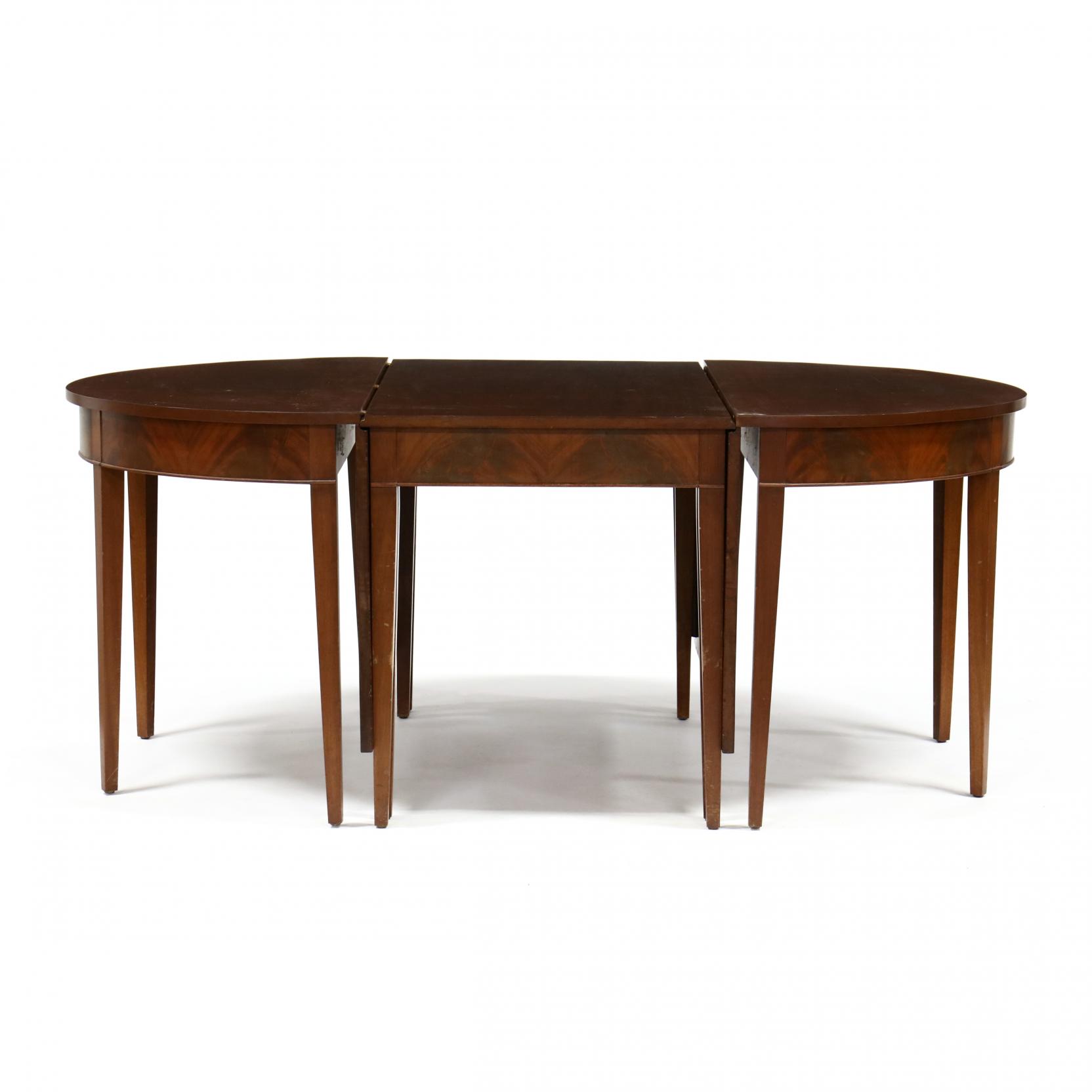 hepplewhite-style-three-part-dropleaf-banquet-table