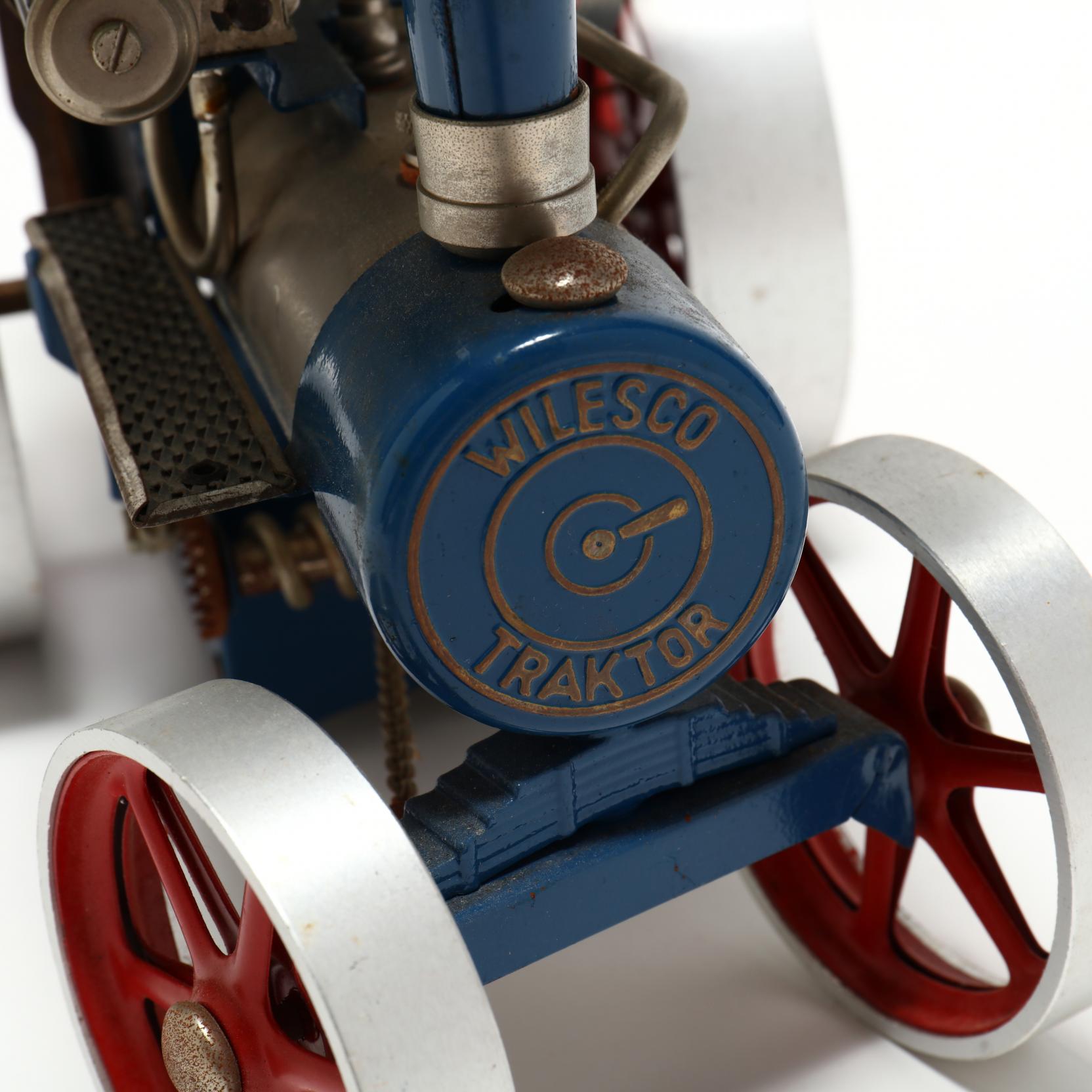 Wilesco Steam Traction Engine (Lot 815 - October Gallery
