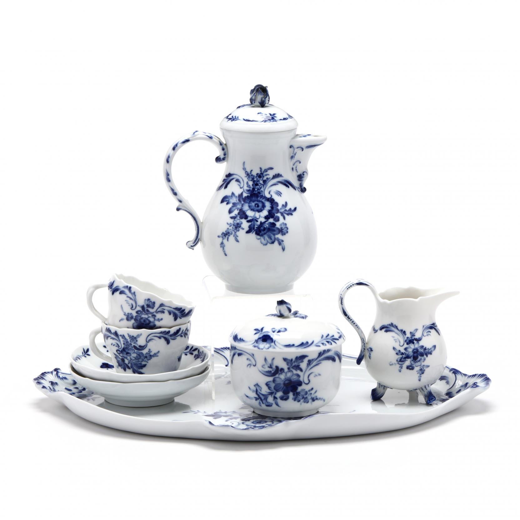 Meissen 磁器皿 青い花模様 約24cm x 13cm マイセン青い花柄の陶磁器皿