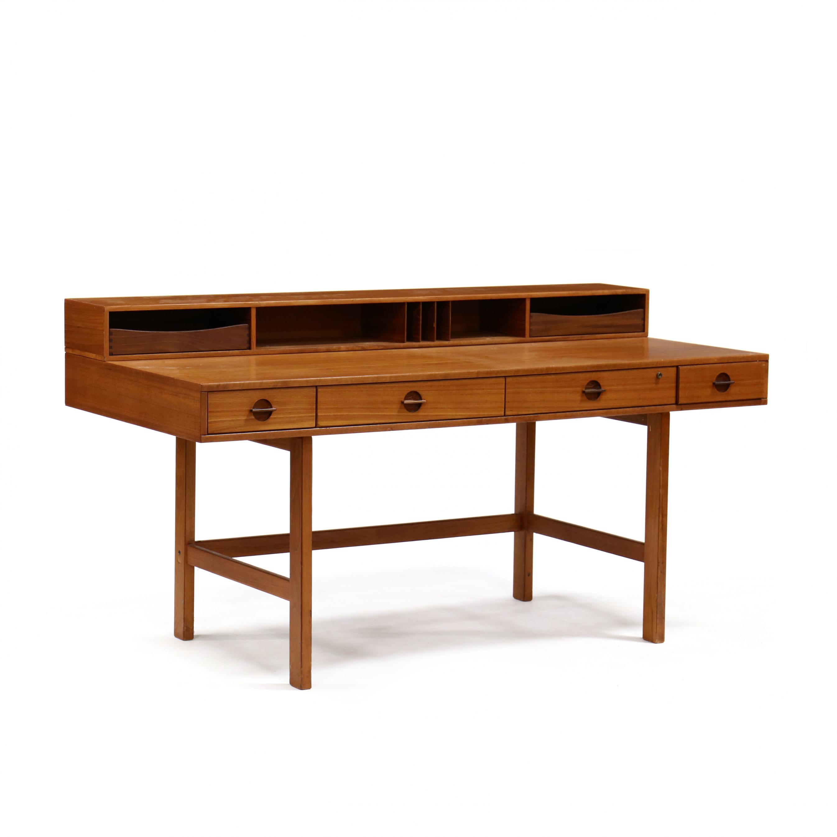 Jens Quistgaard (Denmark, 1919-2008), Teak Flip-Top Desk (Lot 169