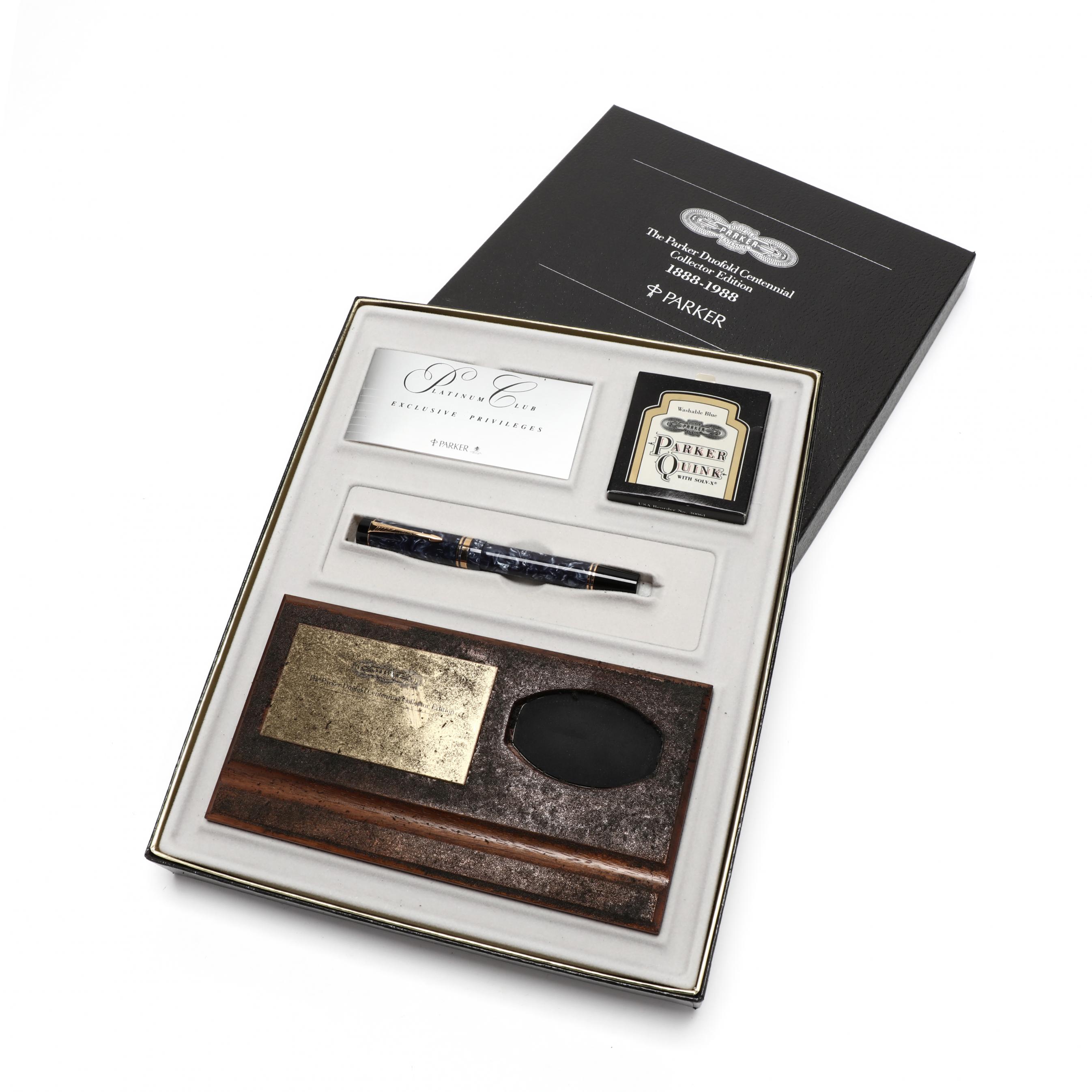 Parker パーカー　Duofold Collectors Box　1991 Parker, Duofold Centennial Collector's Edition Fountain Pen (Lot