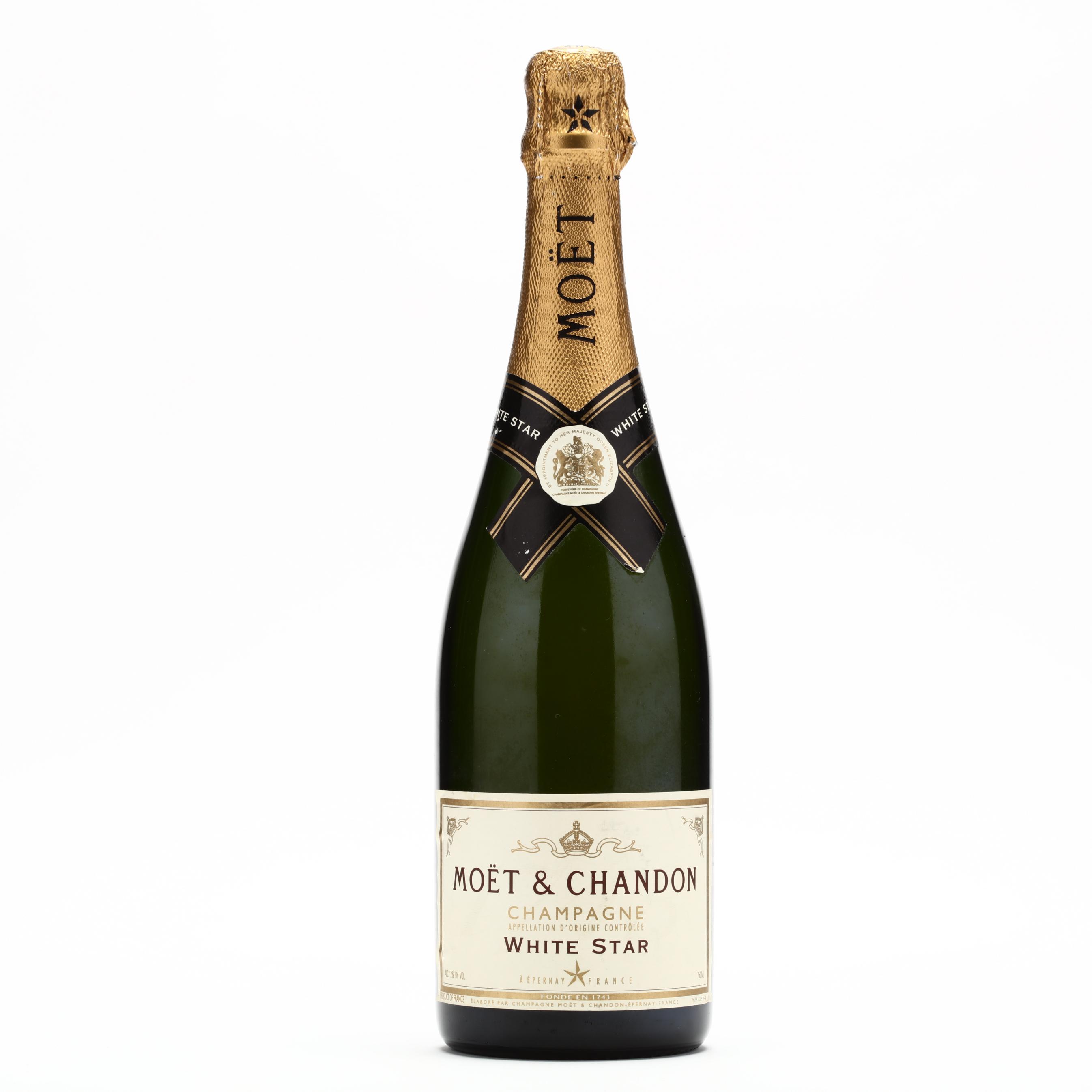 Moet & Chandon Grand Vintage Rose Chalk Label Champagne