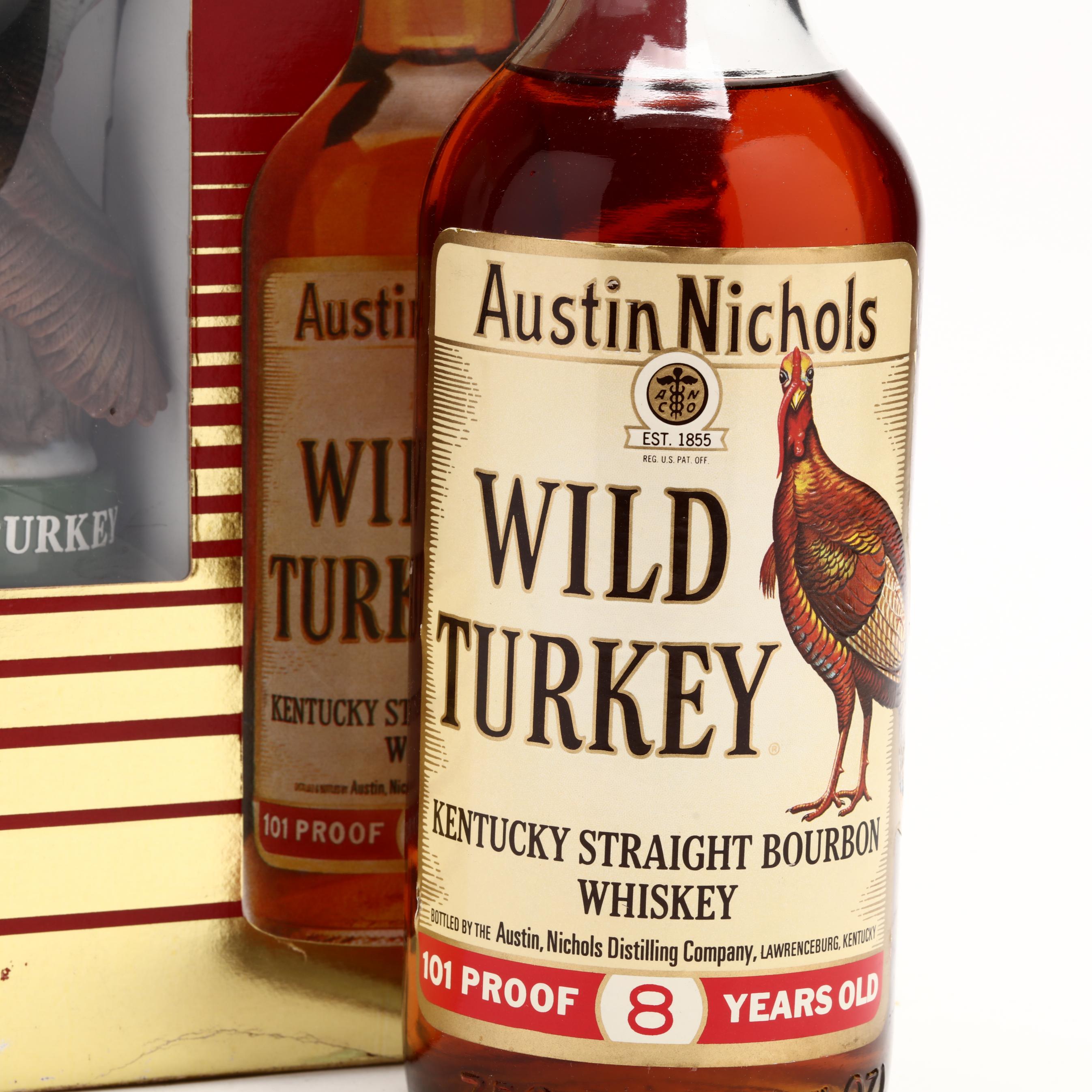 Wild Turkey Bourbon Whiskey & Pourer Gift Set (Lot 3014 - Rare