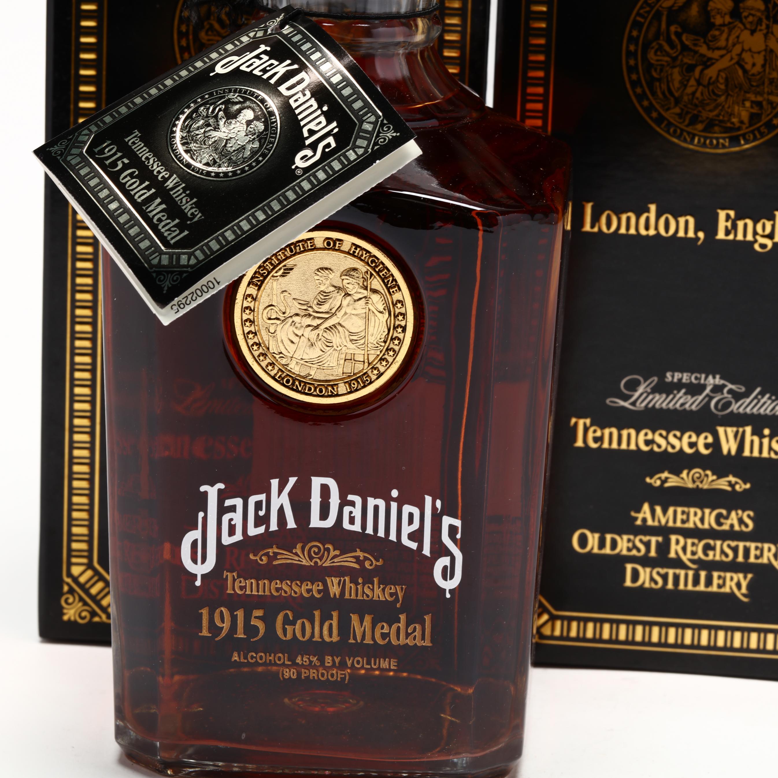 Jack Daniels 1915 Gold Medal Tennessee Whiskey (Lot 4144 - )