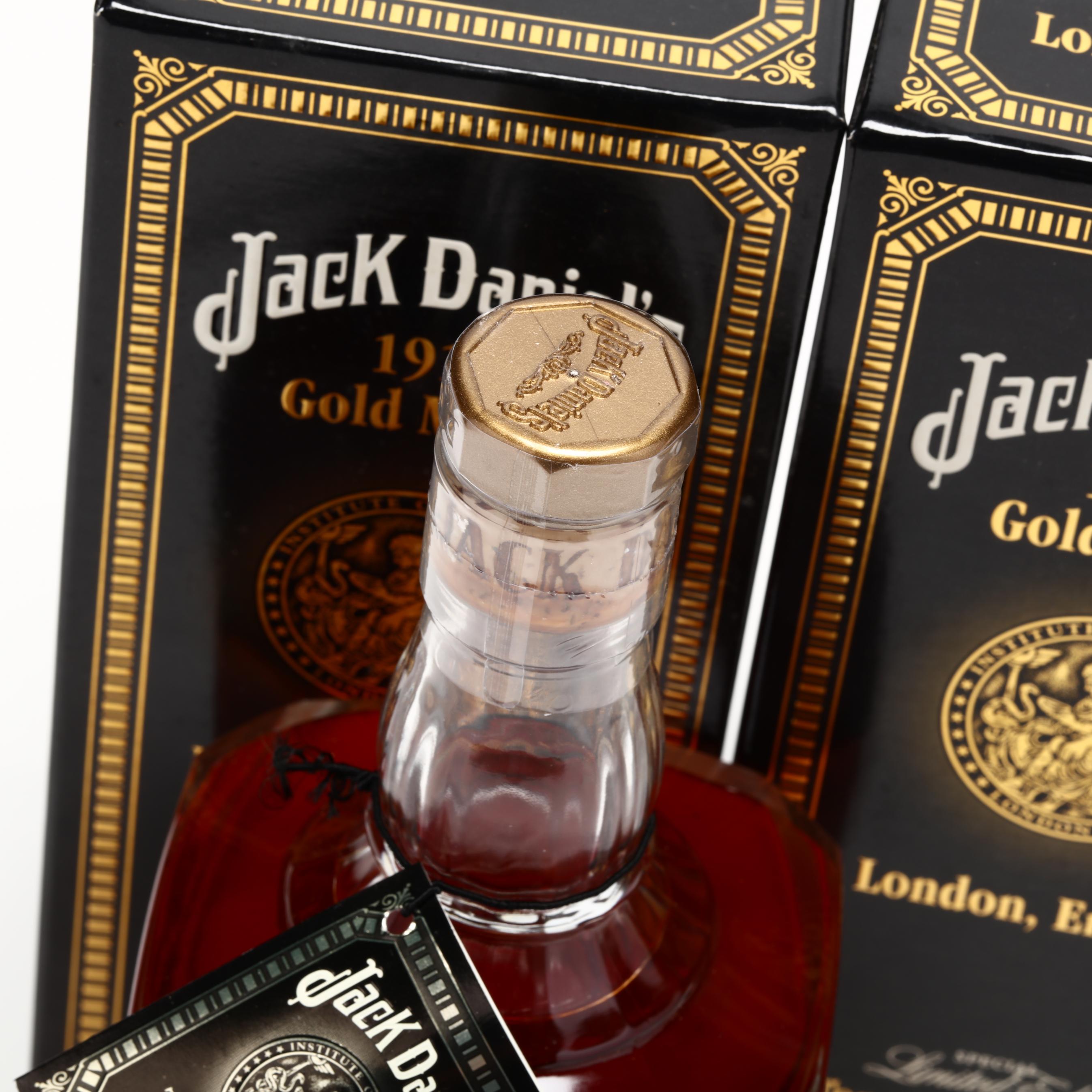 Jack Daniels 1915 Gold Medal Tennessee Whiskey (Lot 4144 - )
