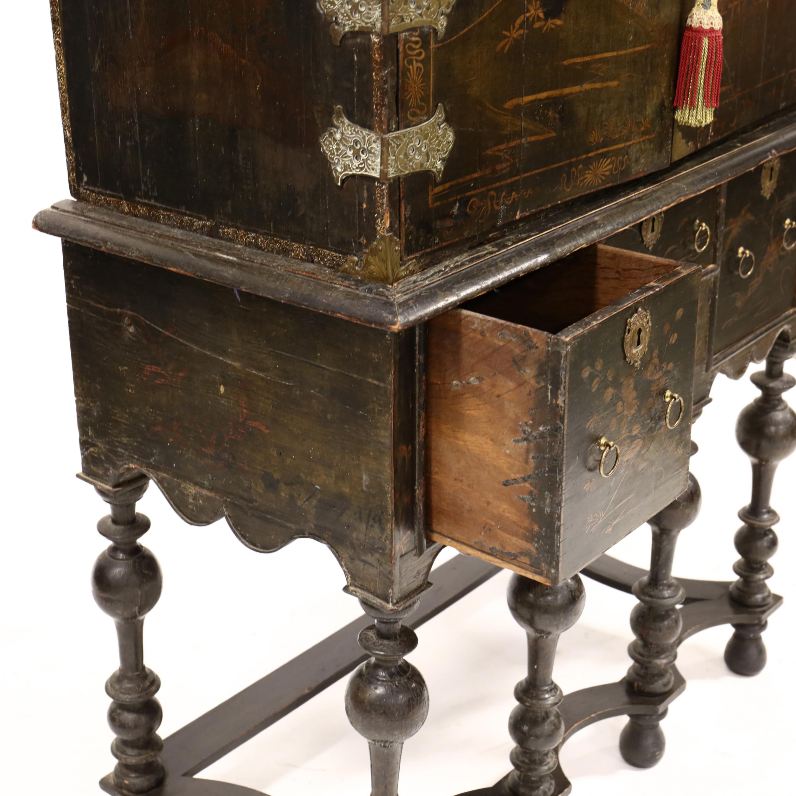 Antique William and Mary Style Chinoiserie Cabinet on Stand (Lot 2478 -  June Estate AuctionJun 24, 2021, 10:00am), image size:2692x2692