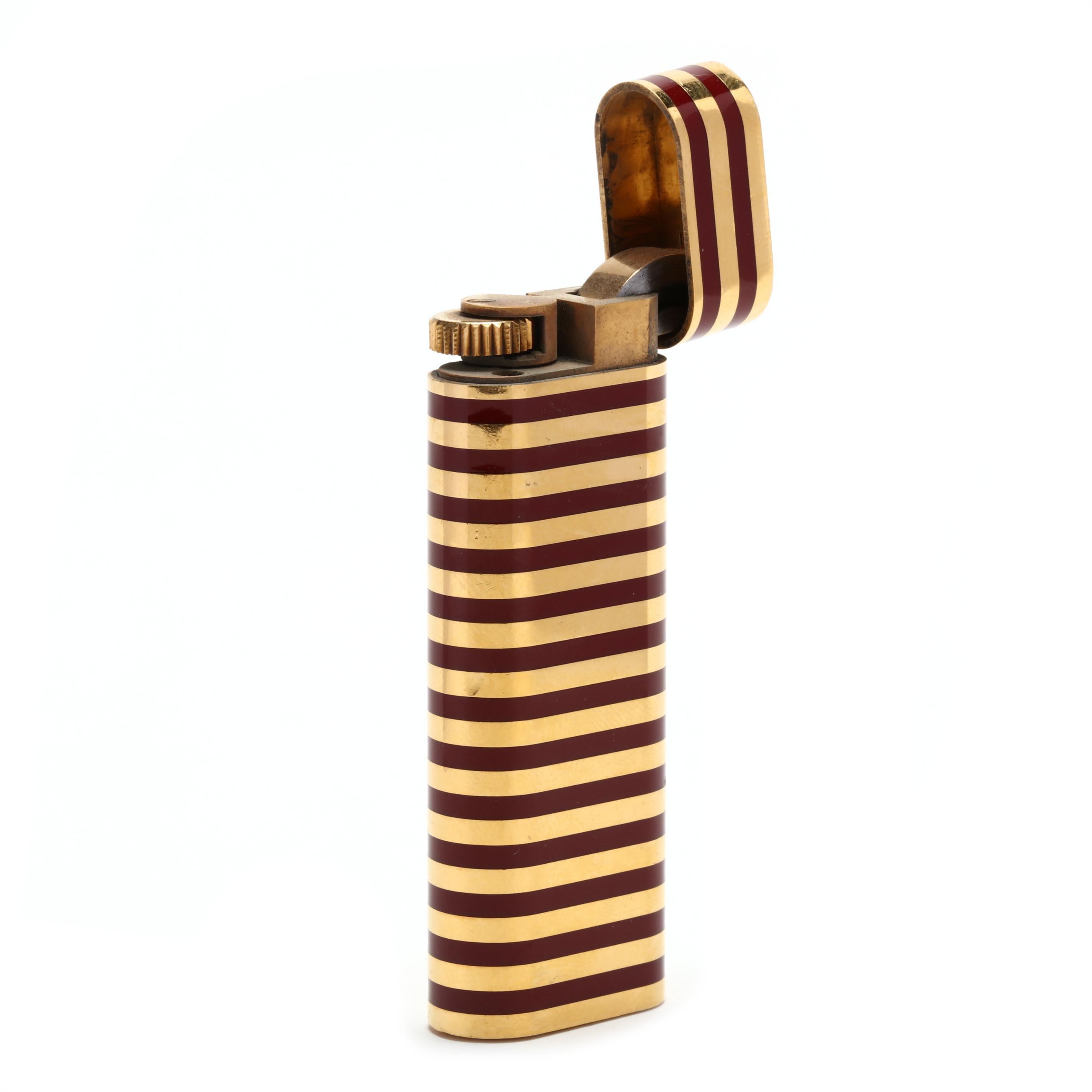 Gold Plated and Enamel Briquet Lighter, must de Cartier (Lot