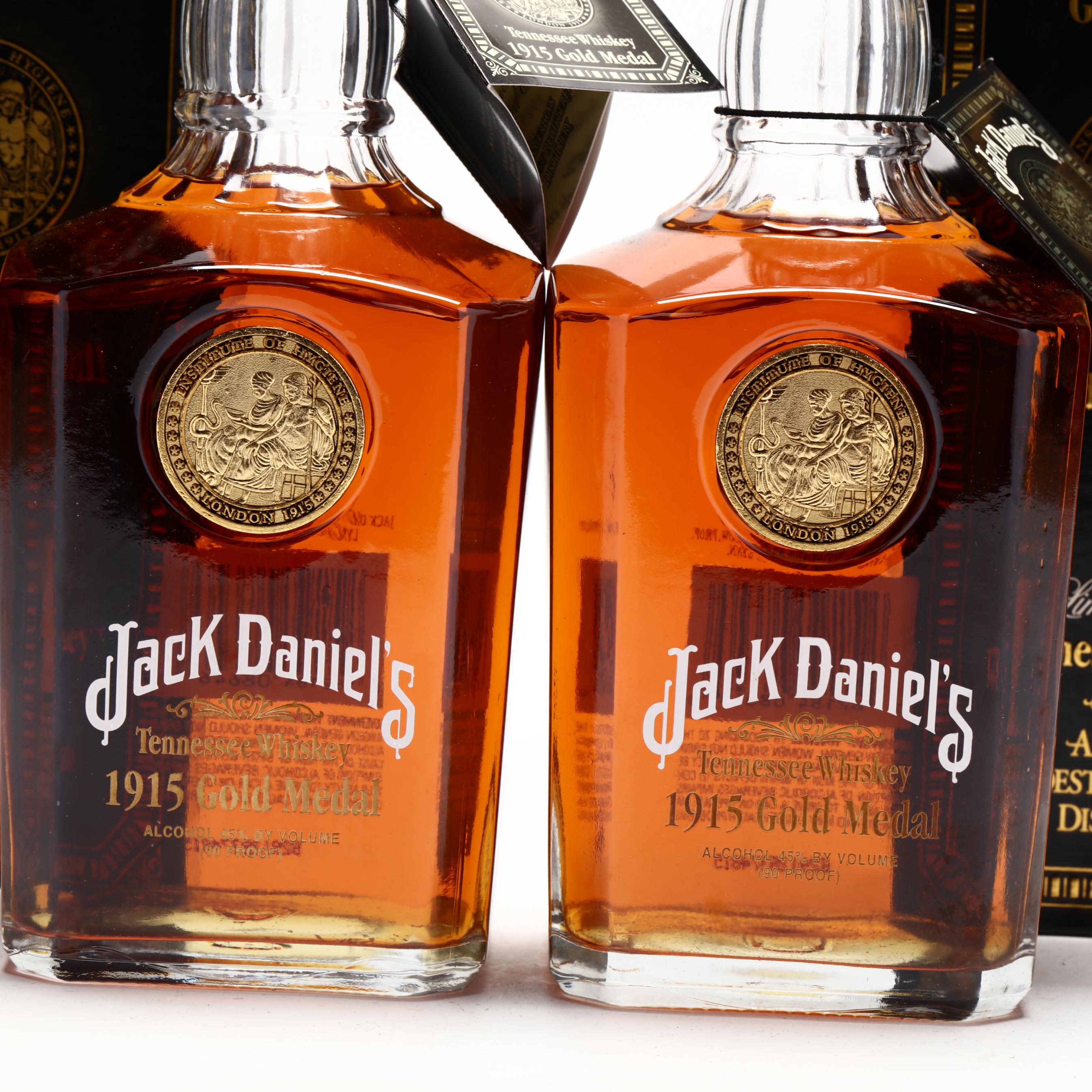 Jack Daniels 1915 Gold Medal Tennessee Whiskey (Lot 8367 - Rare