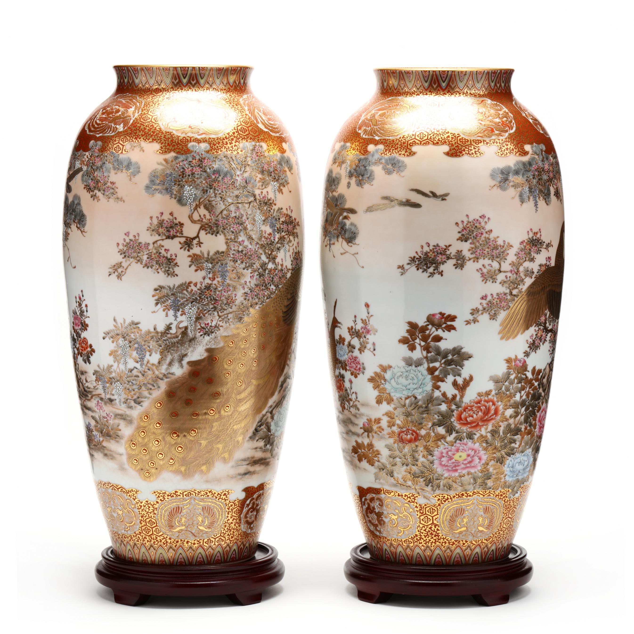 33×46㎝「和室2」油彩・原画・P8 A Pair of Japanese Porcelain Kutani Floor Vases (Lot 158
