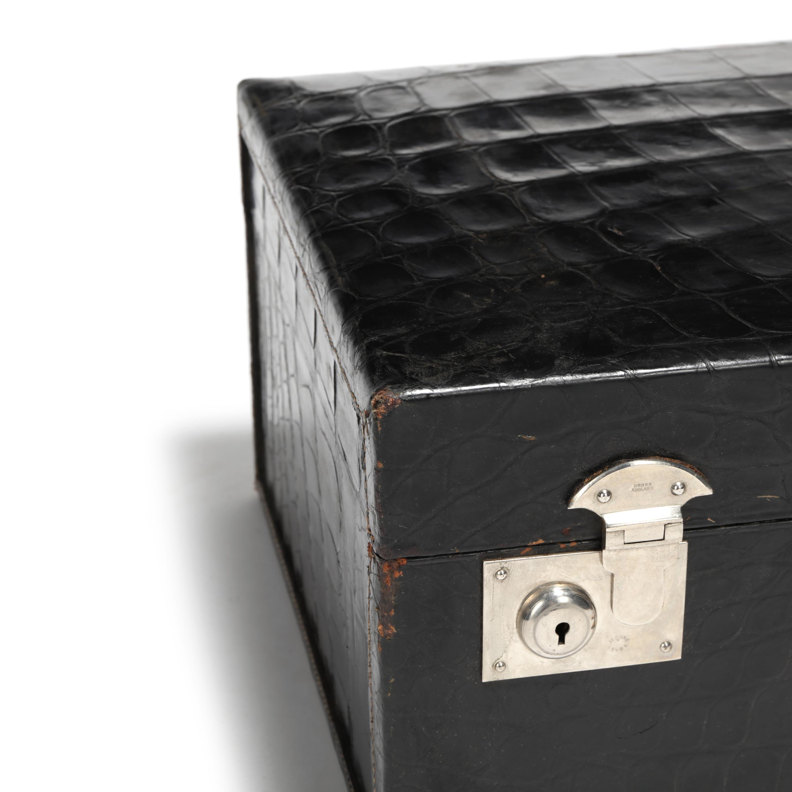 Vintage Black Crocodile Train Case, Mark Cross (Lot 1200 Vintage Black Crocodile Train Case, Mark Cross (Lot 1200