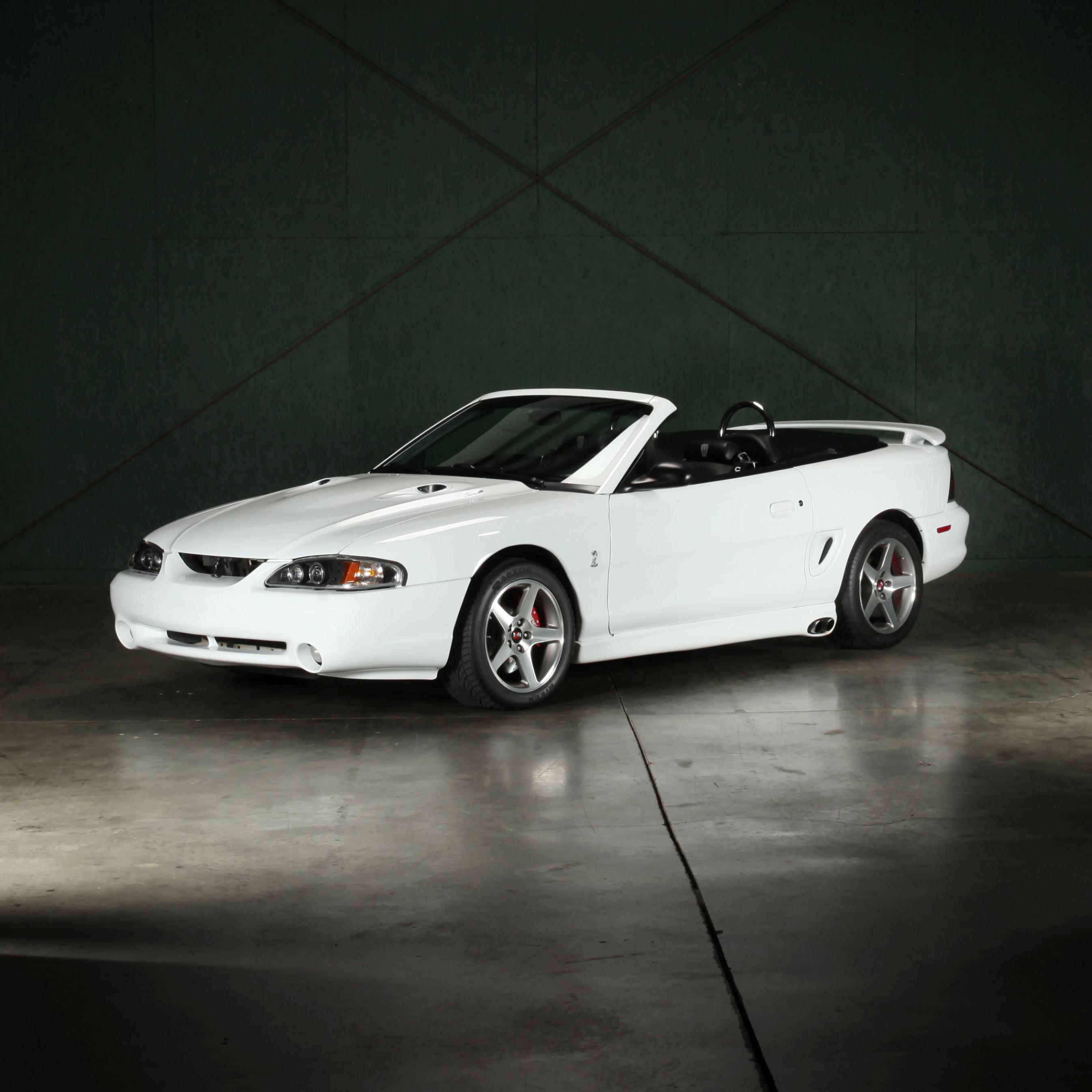 1997 Ford Mustang SVT Cobra Convertible (Lot 1008 - Luxury \u0026 Collector  VehiclesOct 20, 2021, 12:00pm), image size:2692x2692