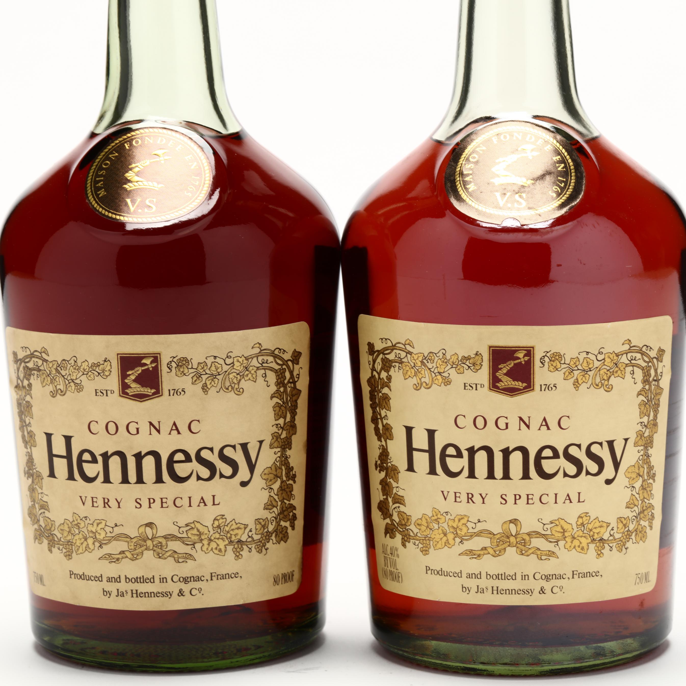 D337☆古酒☆1000円～ Hennessy (ヘネシー) XO 金キャップ 700ml 40%☆