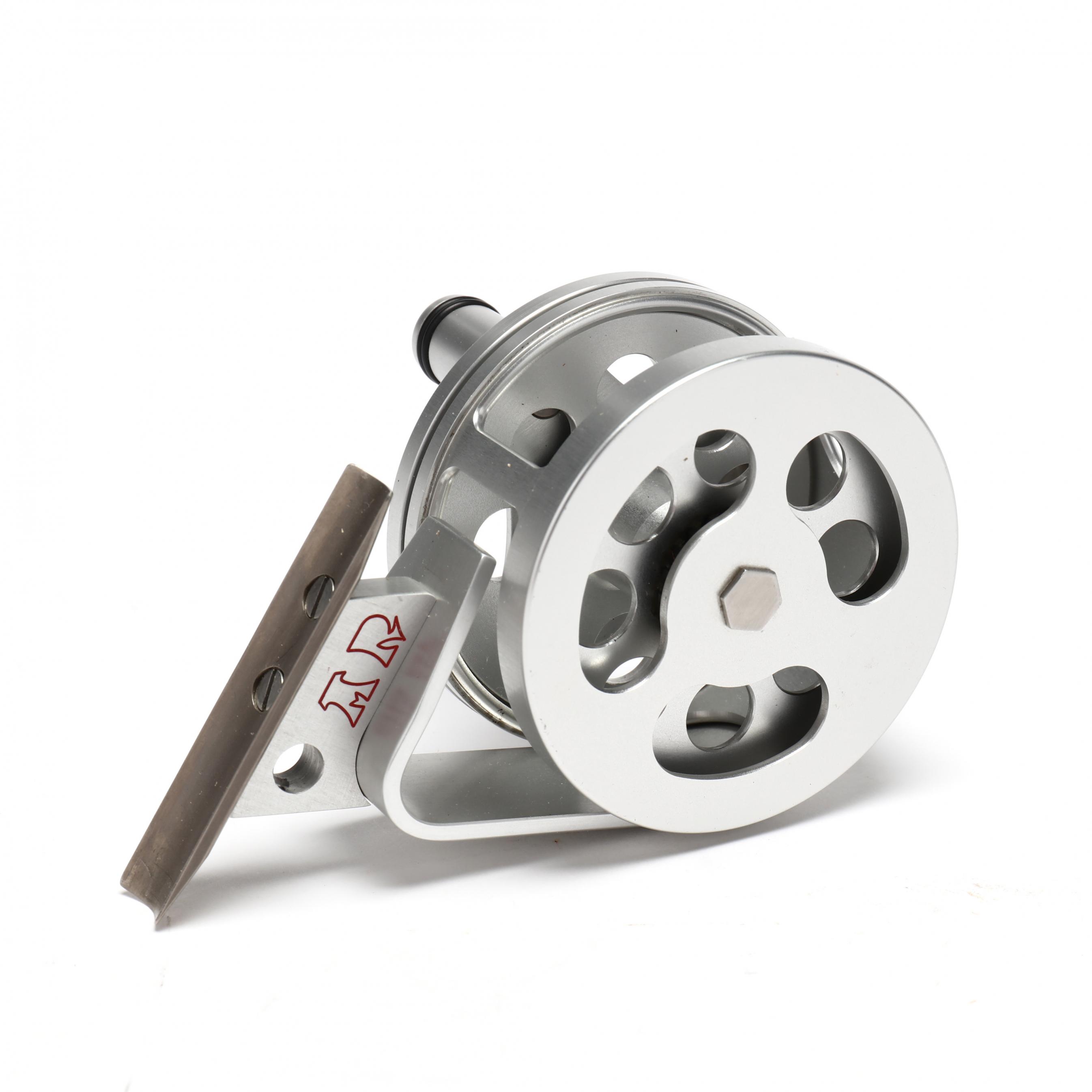Ari t Hart (Holland, 1934-2021), AR Fly Reel with Leather Ari t Hart (Holland, 1934-2021), AR Fly Reel with Leather