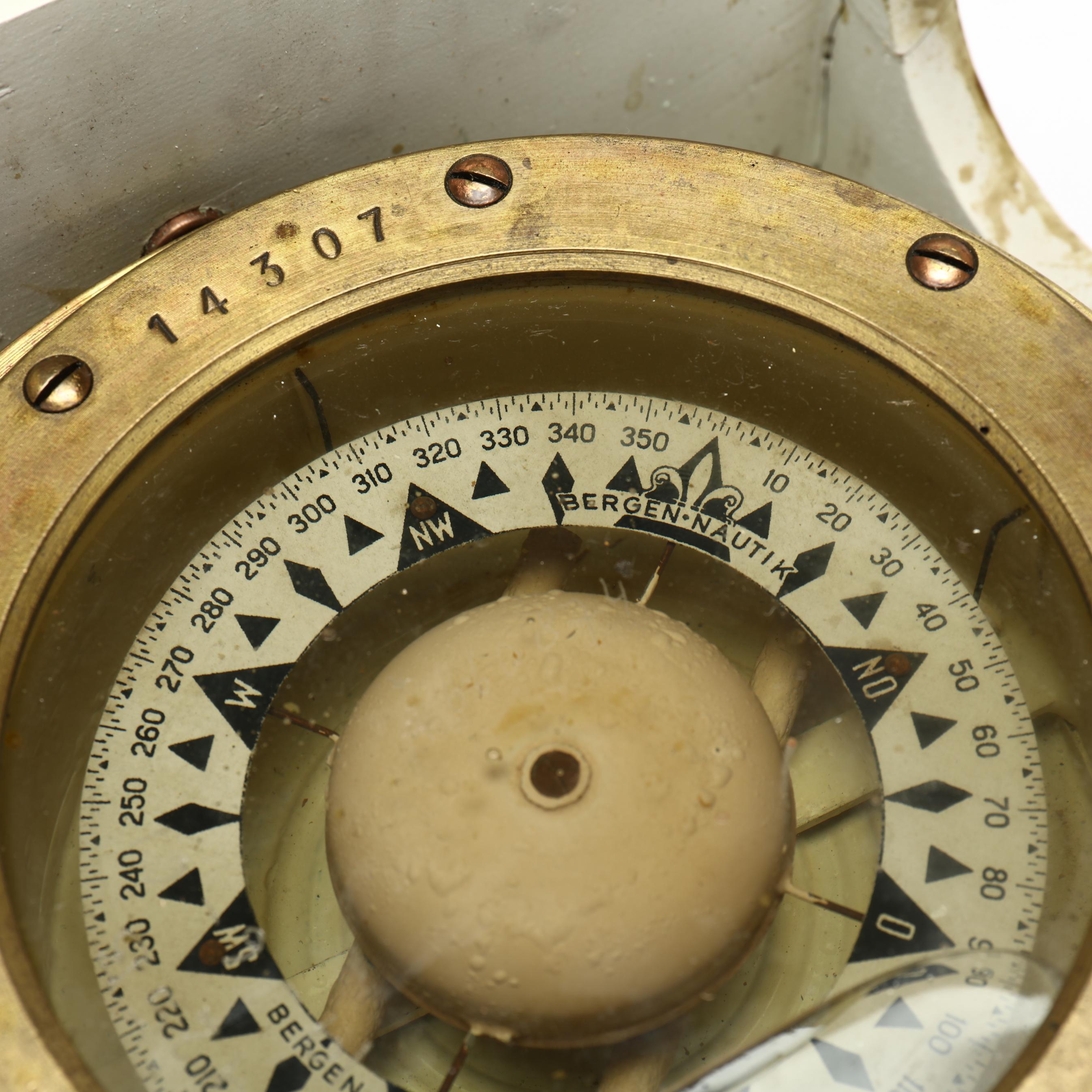 Vintage Bergen Nautik Strandgt 18 Ships Compass (Lot 3264 - Fall 