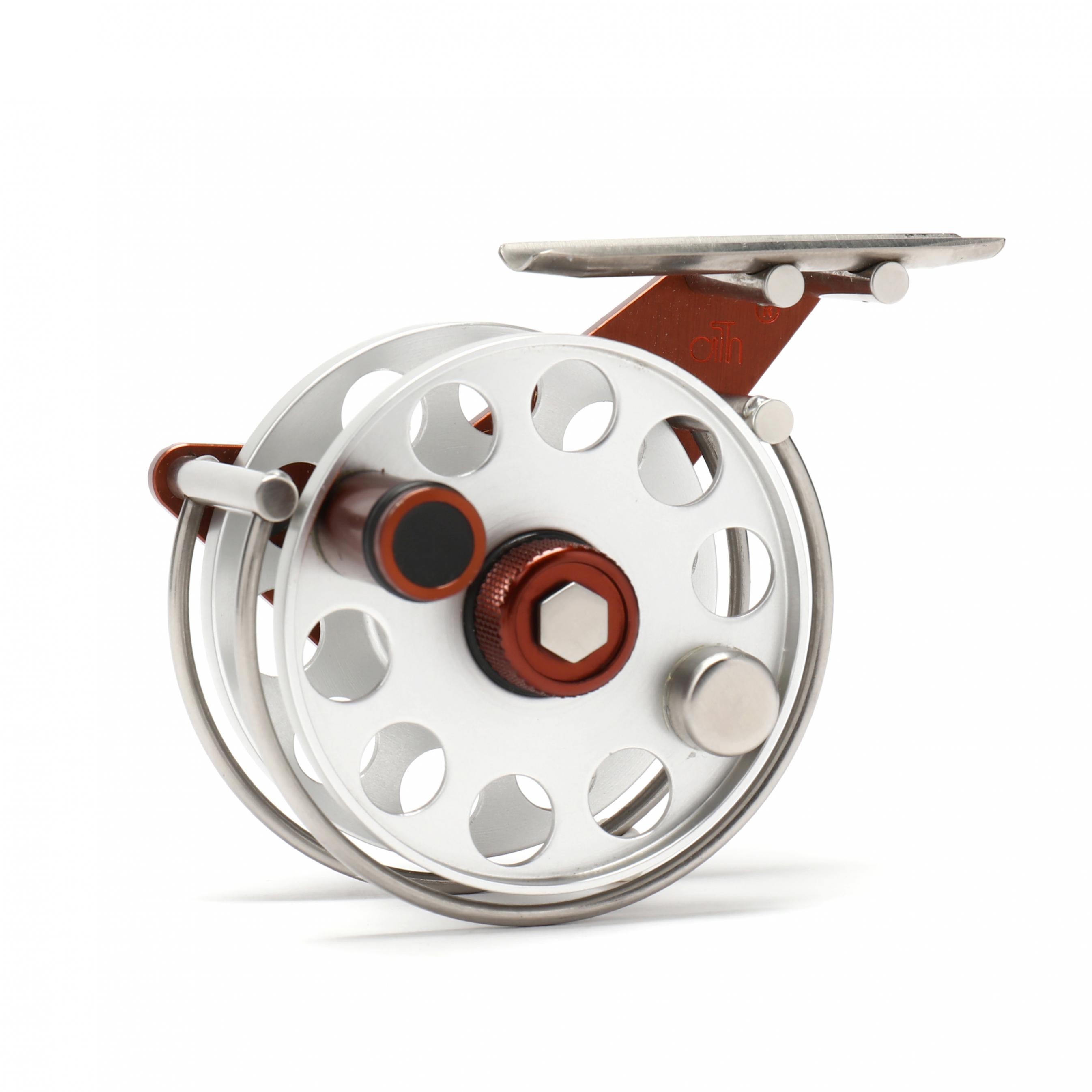 Ari t Hart (Holland, 1934-2021), REMCO Fly Reel with Leather Case