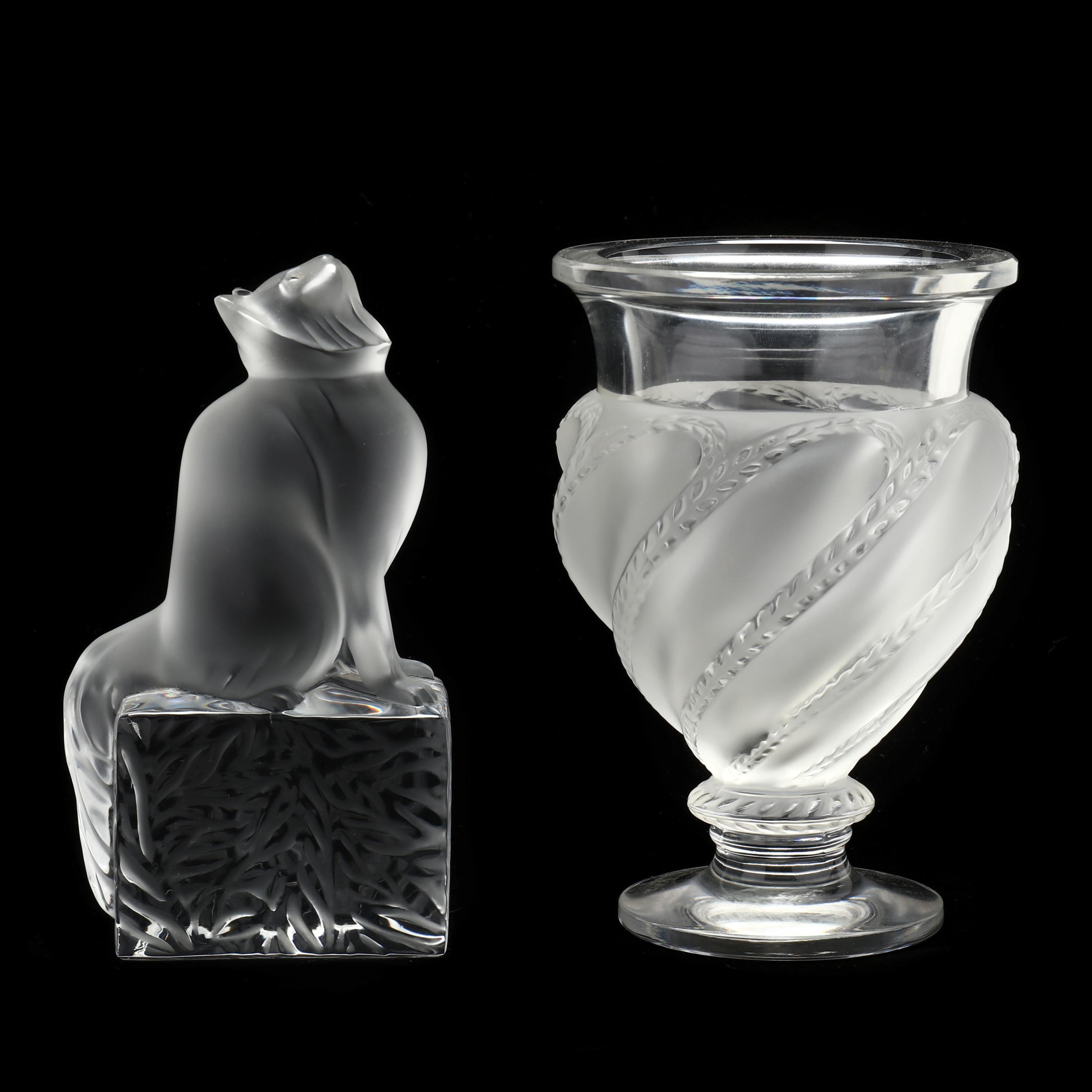 Lalique, Crystal Vase and Cat (Lot 2333 - Thanksgiving Estate