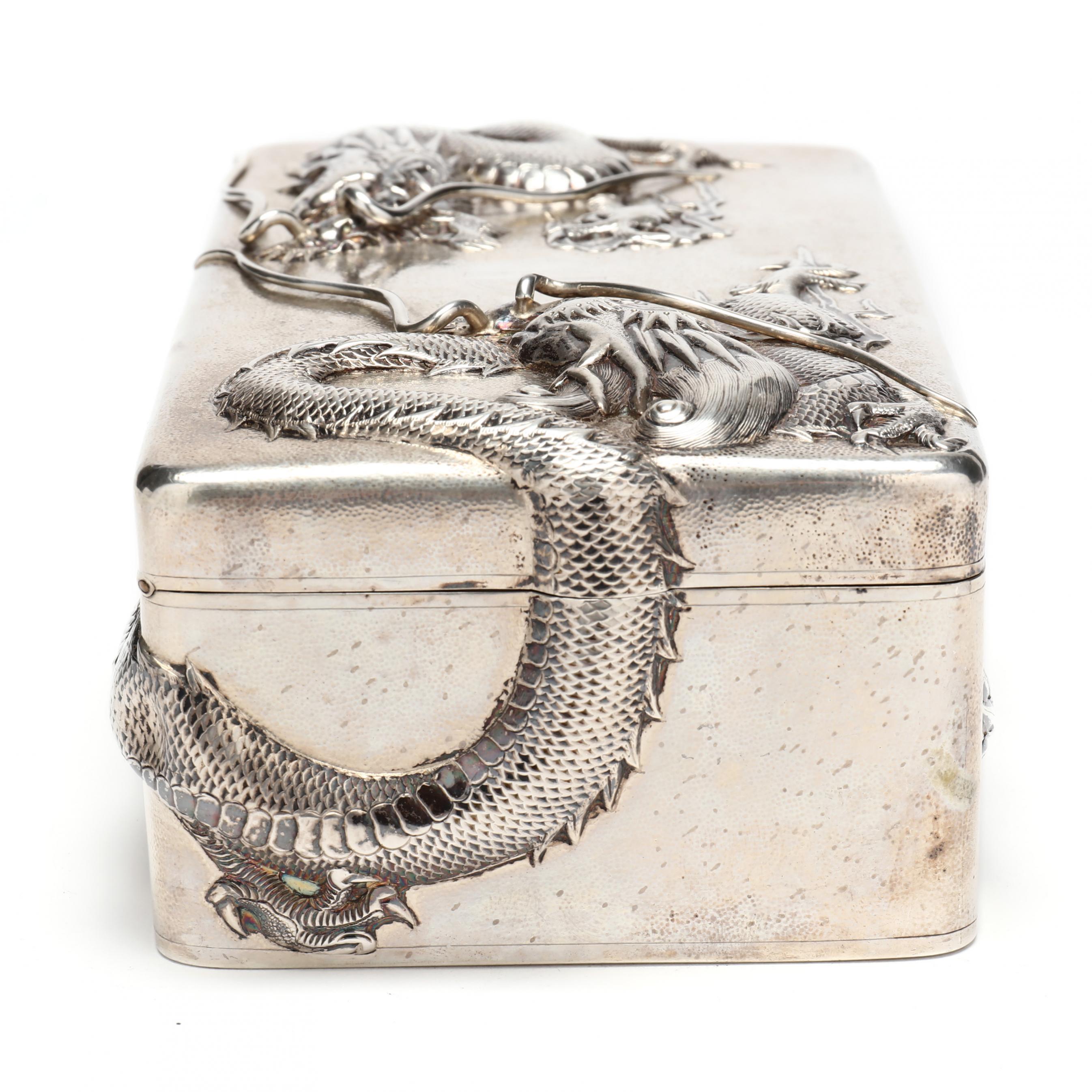 A Chinese Export Silver Box with Dragons, Mark of Zee Wo