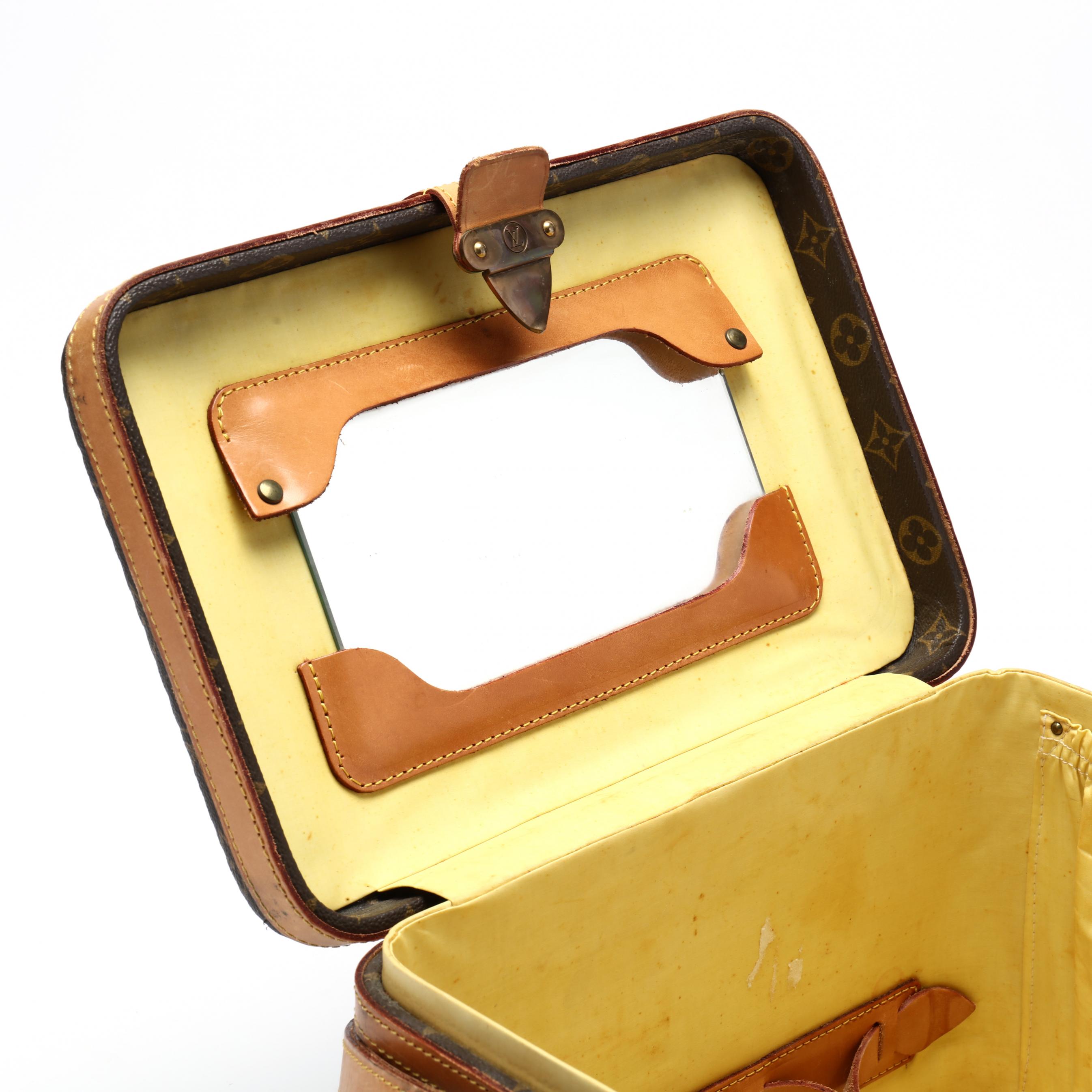 Vintage Cosmetic Train Case, Louis Vuitton (Lot 1036
