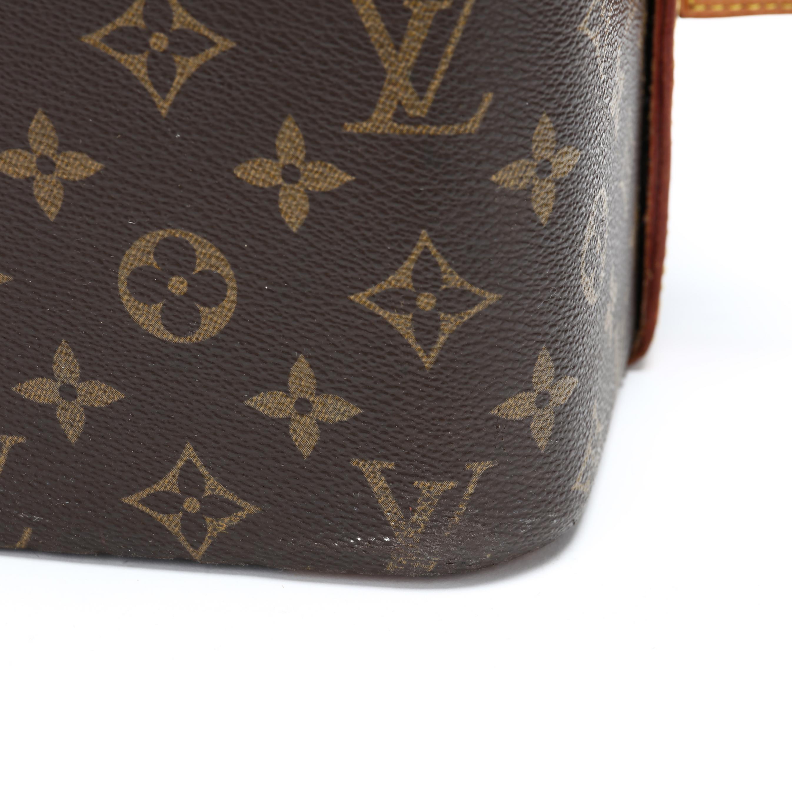 Louis Vuitton Sunglass Case – yourvintagelvoe