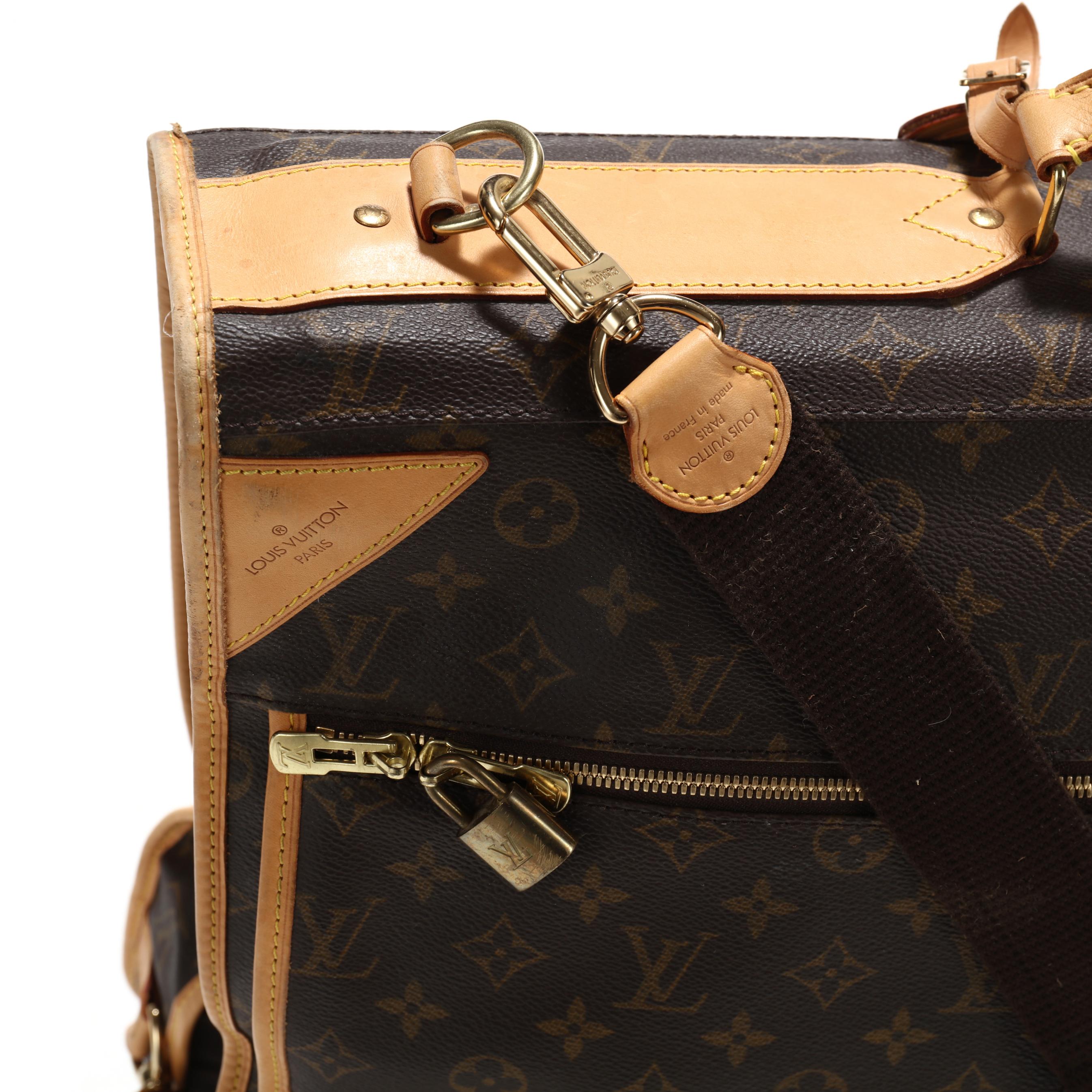 Louis Vuitton Weekender Garment Cover (Lot 3036 - Luxury