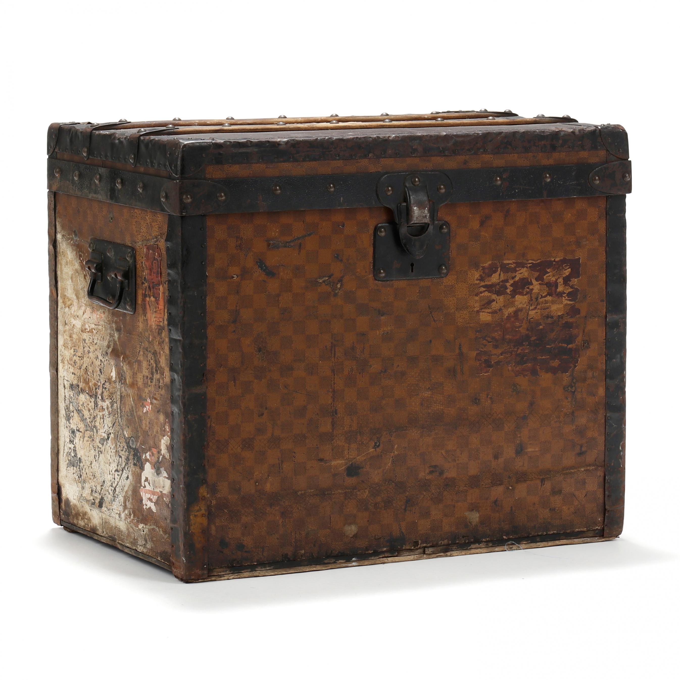 Large Antique Louis Vuitton Steamer Trunk in Full Leather - Leather Storage  & Accessories