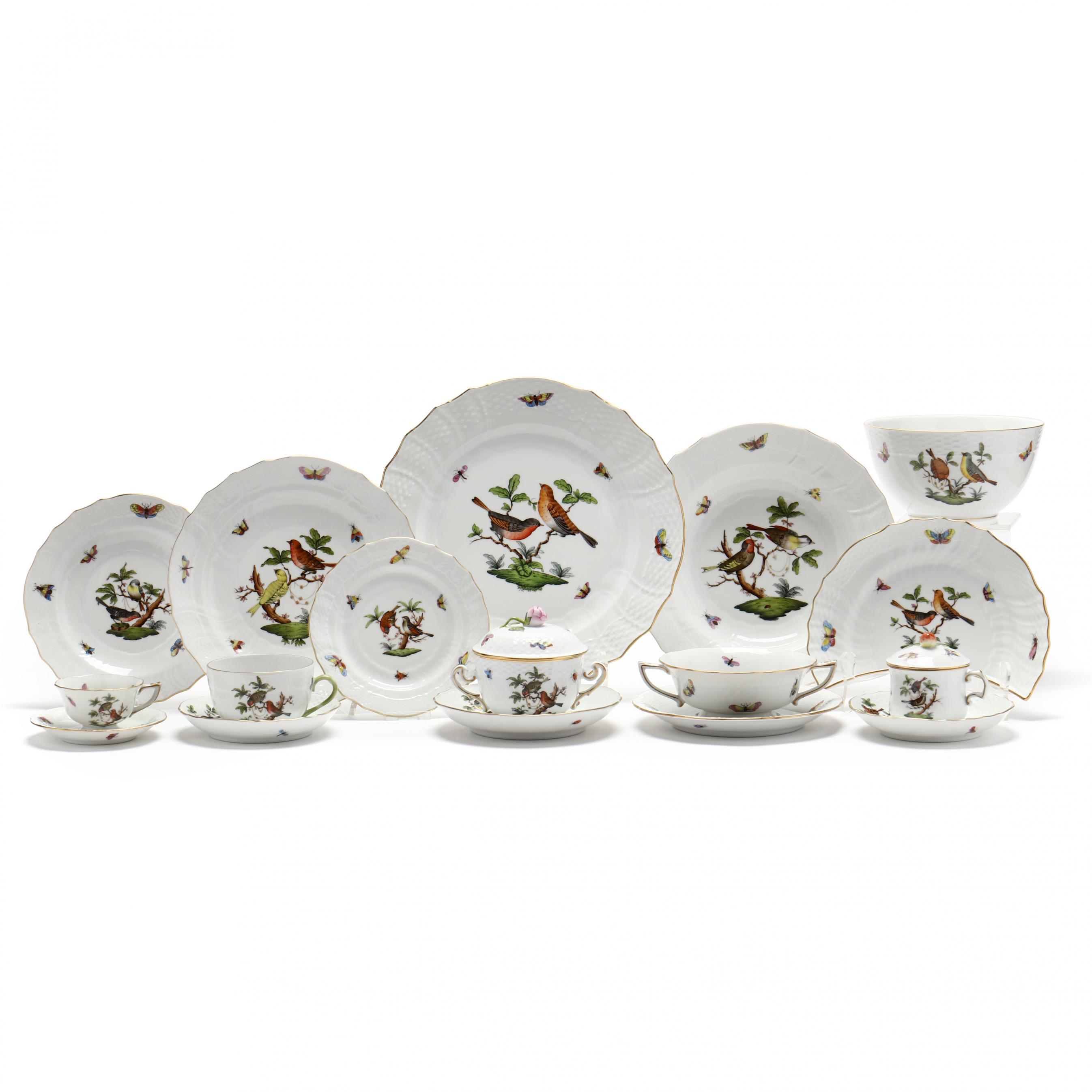 224) Pieces of Herend Rothschild Bird Porcelain Dinner Service