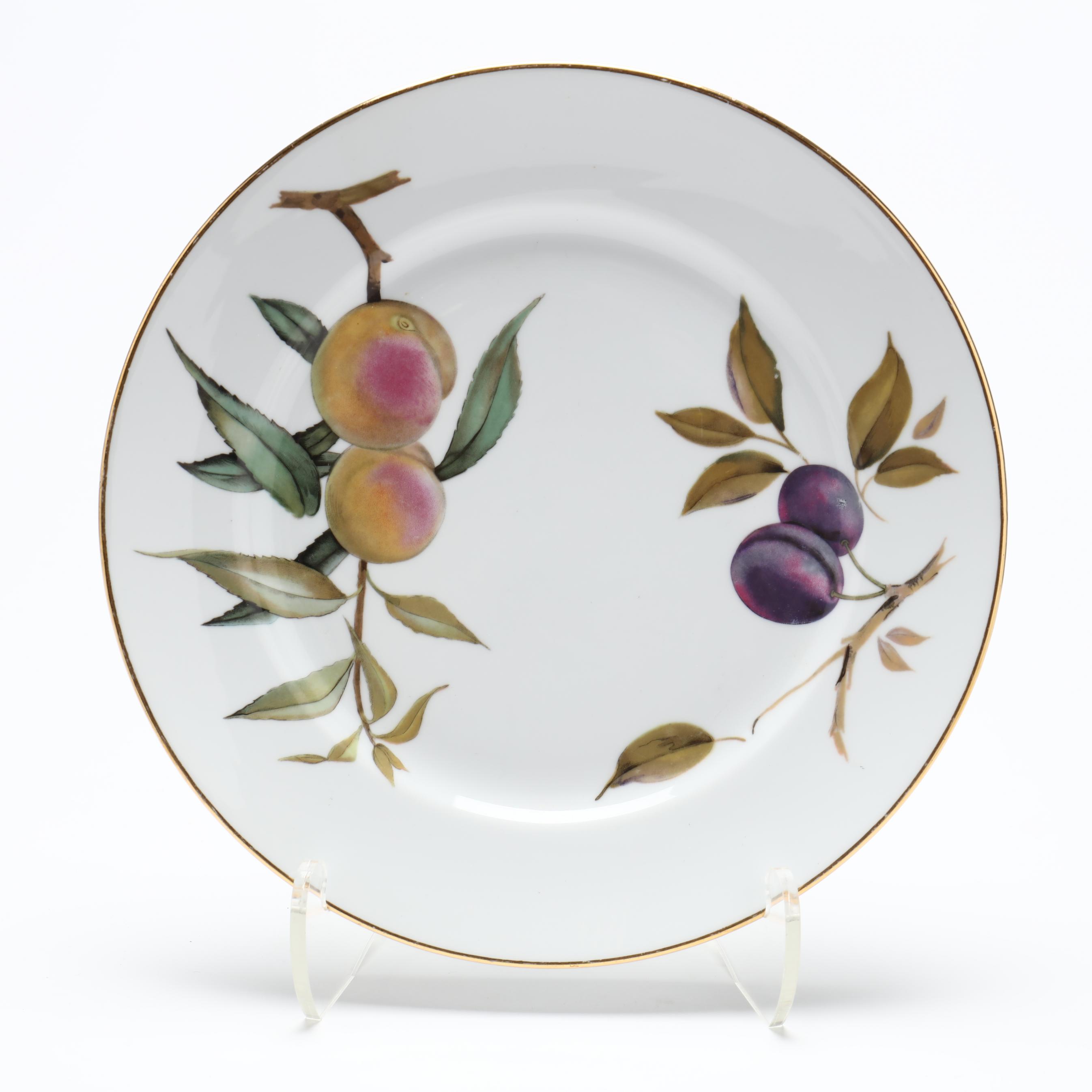Royal Worcester Evesham Gold Porcelain Dinnerware (Lot 4024