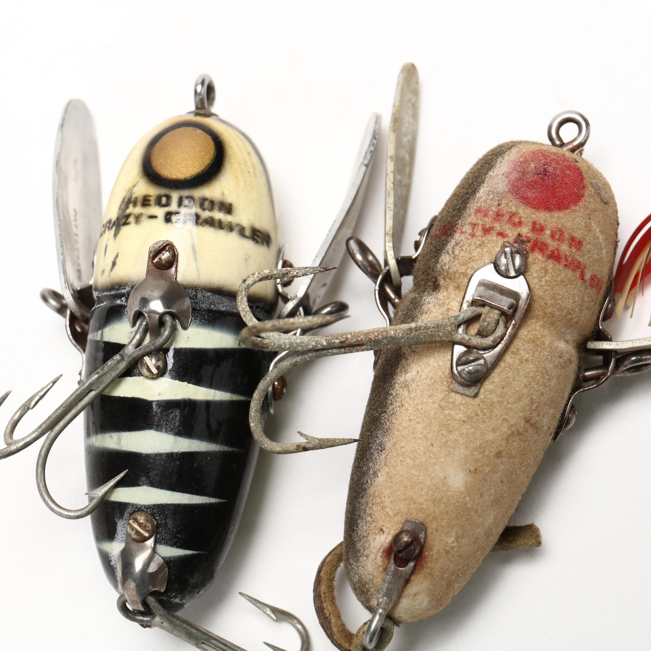 Thirteen Vintage Fishing Lures With Accessories (Lot 1471 - Fall Sporting  Art AuctionOct 12, 2023, 10:00am)