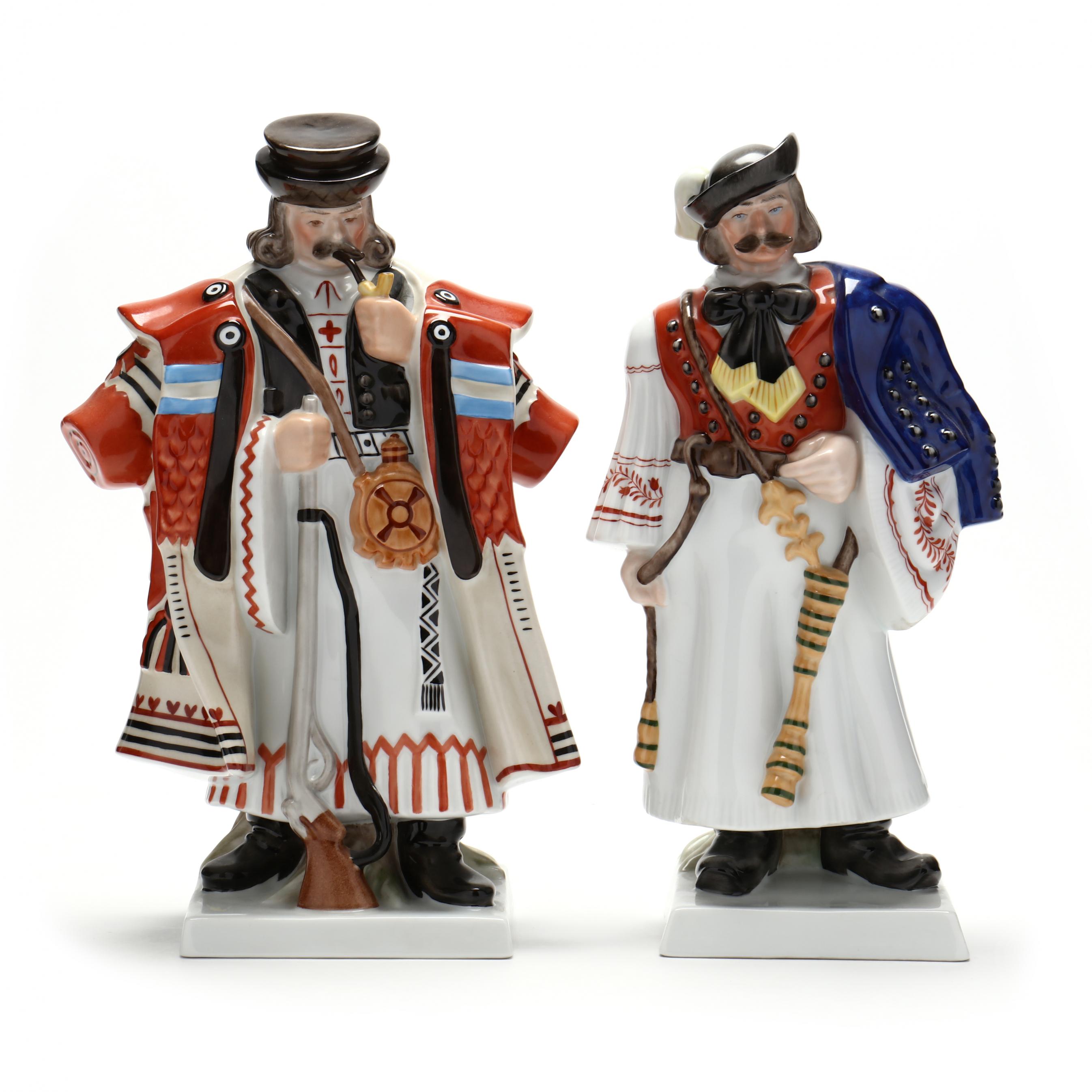 Herend Natural Large Figurines Brigard of Bakenyand Huntsman (Lot