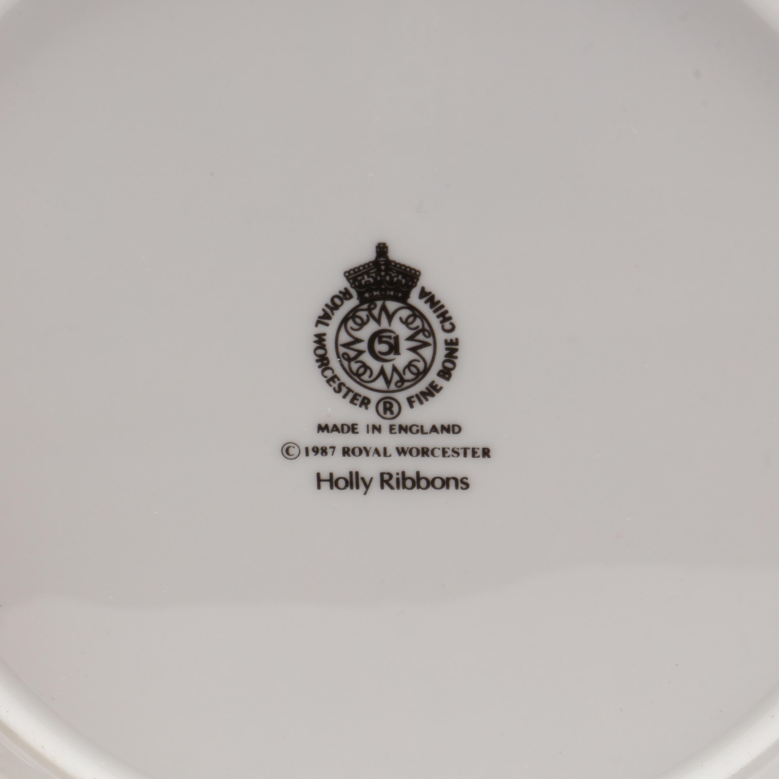 Royal Worcester Holly Ribbons Dinner Service (Lot 3206 - May