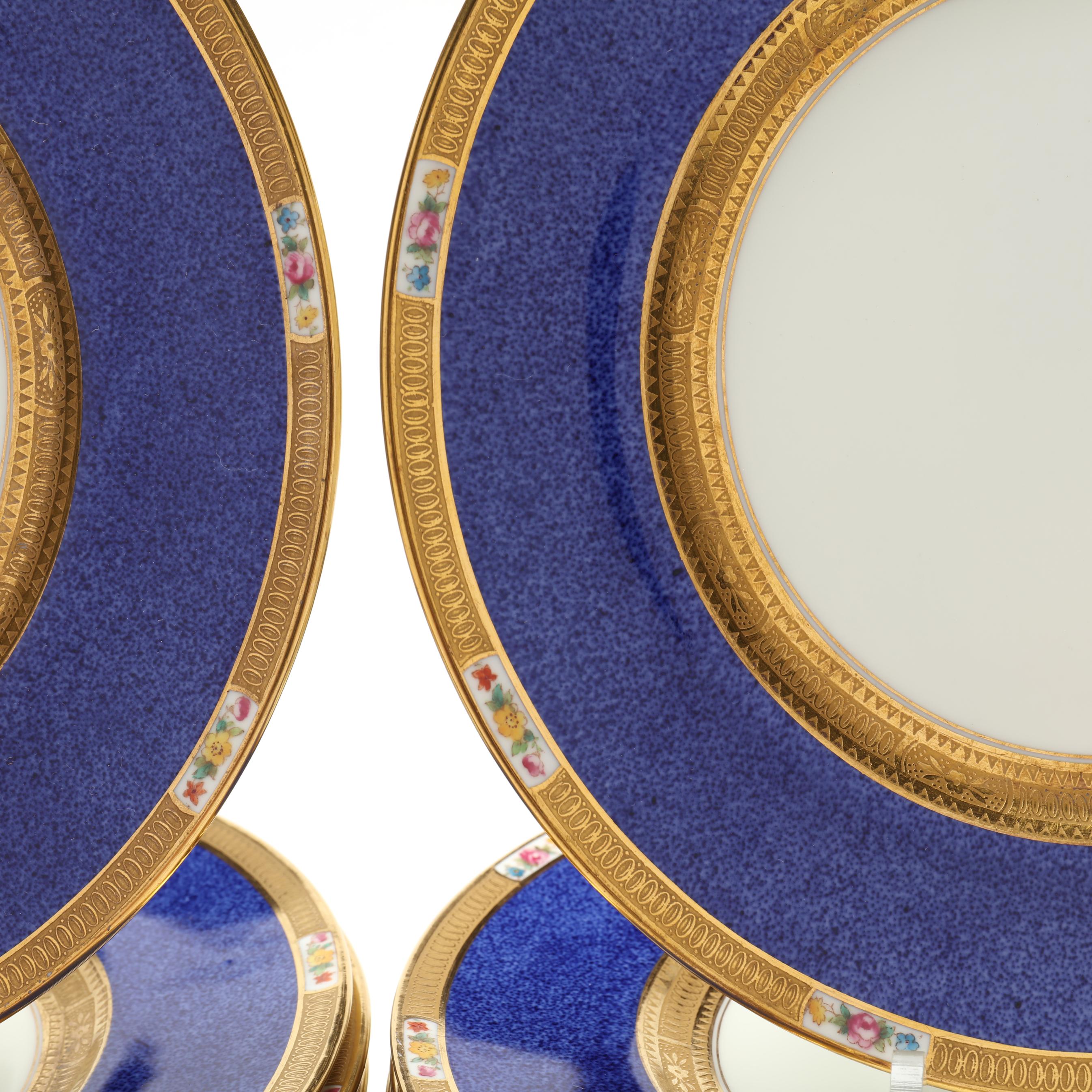Set of Twelve Cauldon Dinner Plates, Retailed by Tiffany & Co