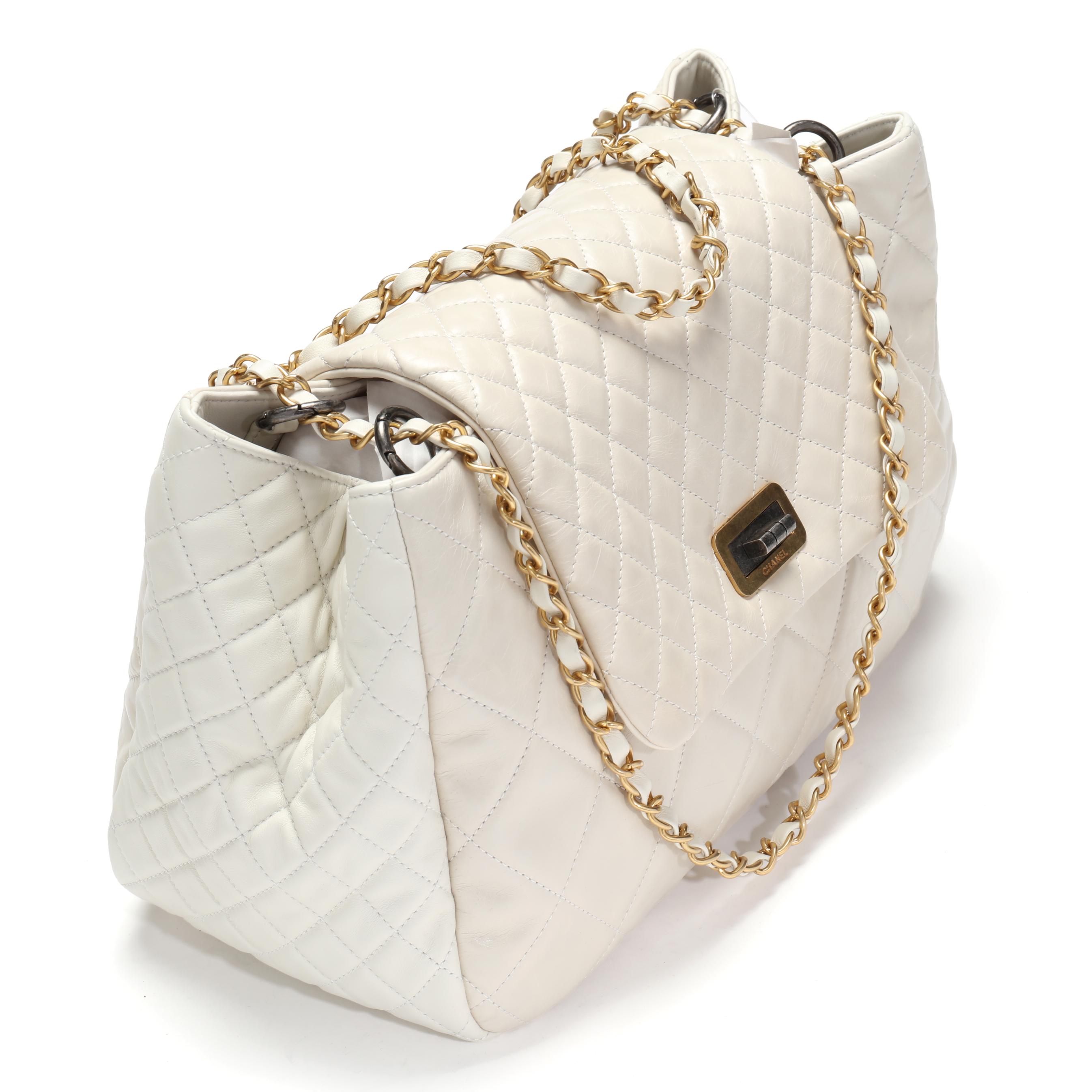 CHANEL バブーシュ 白 Fumika uchida CHANEL バブーシュ 白 Fumika uchida