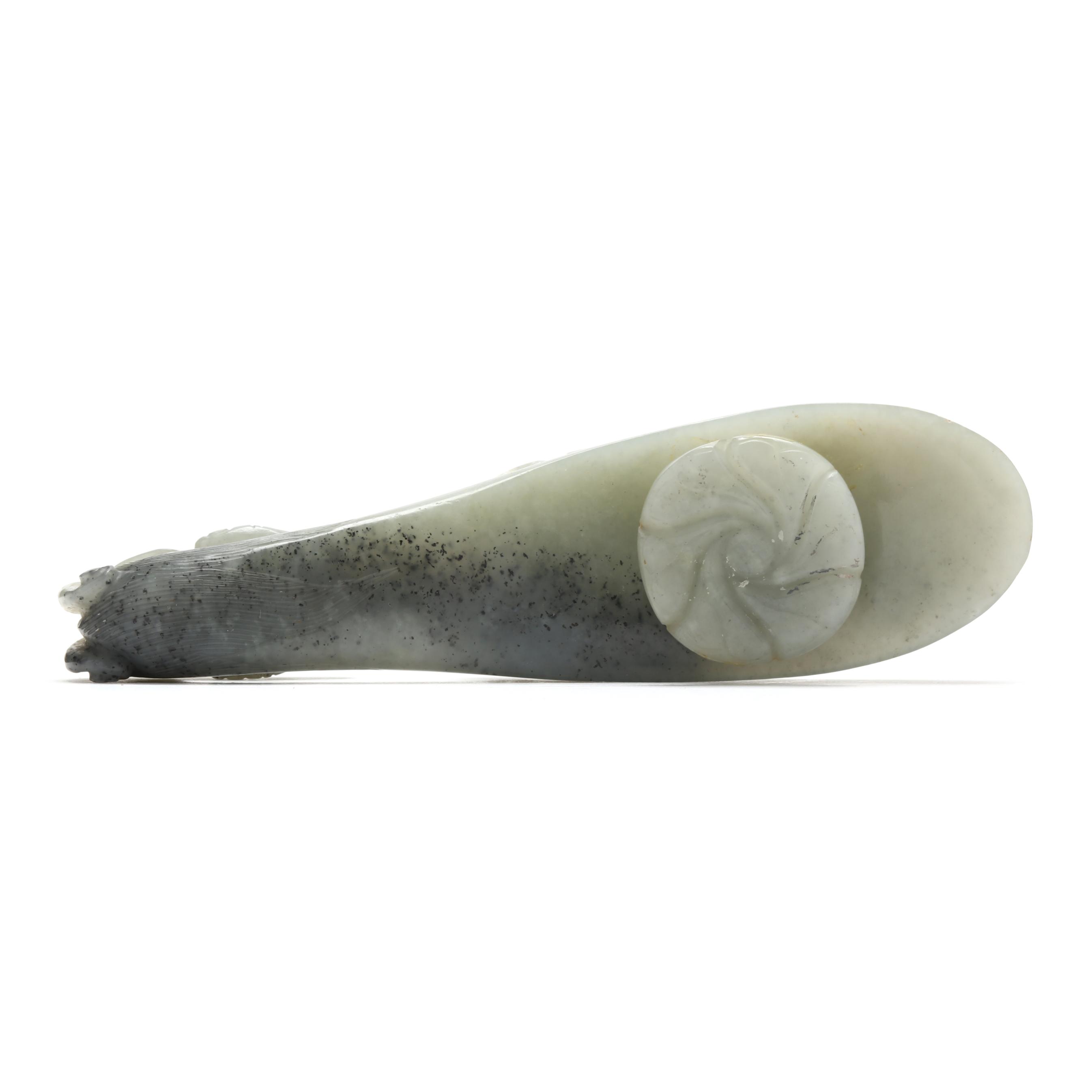 A Chinese Carved Jade Belt Hook (Lot 3005 - Asian Art A Chinese Carved Jade Belt Hook (Lot 3005 - Asian Art