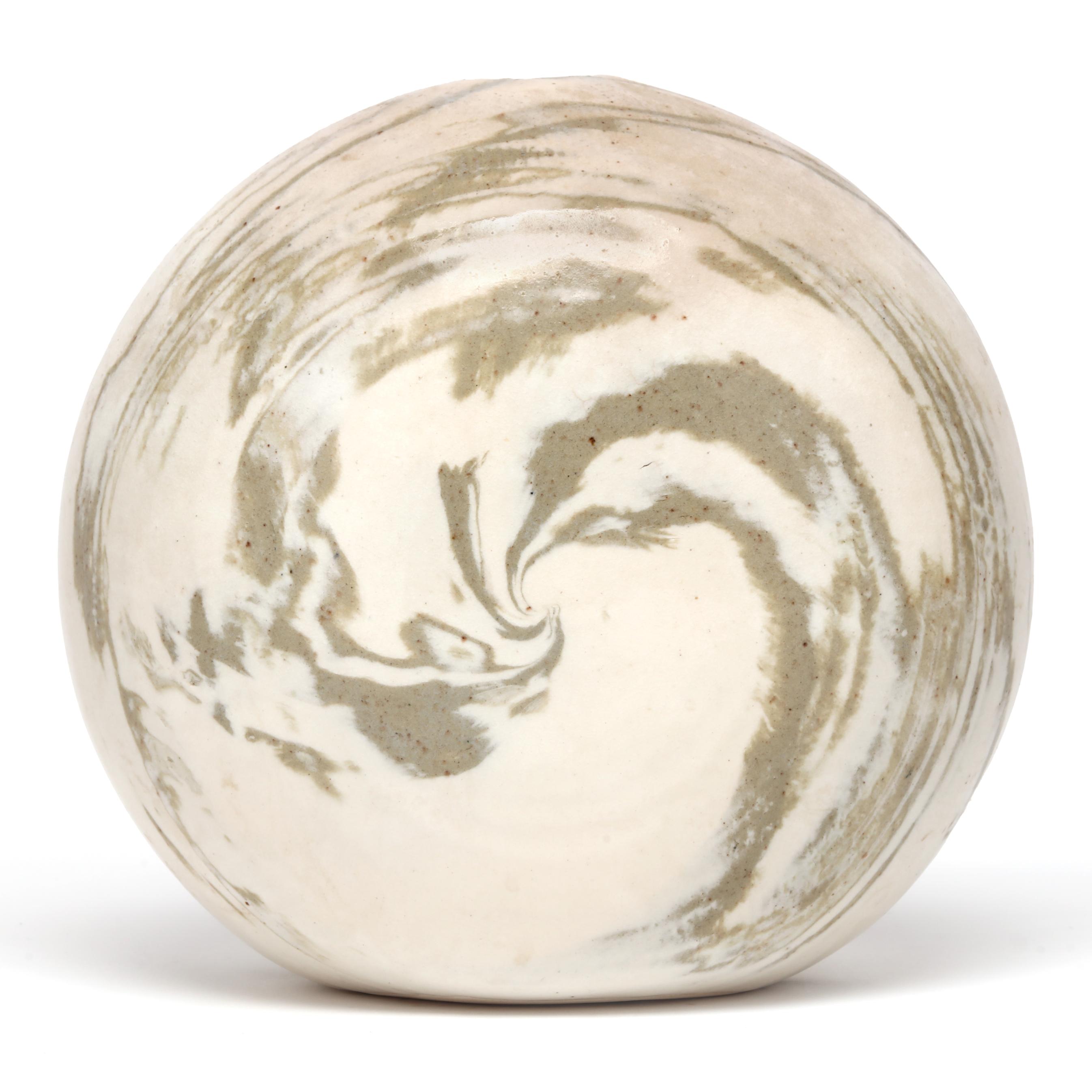 Hiroshi Sueyoshi (Japanese/American, b. 1946), Ovoid Pottery