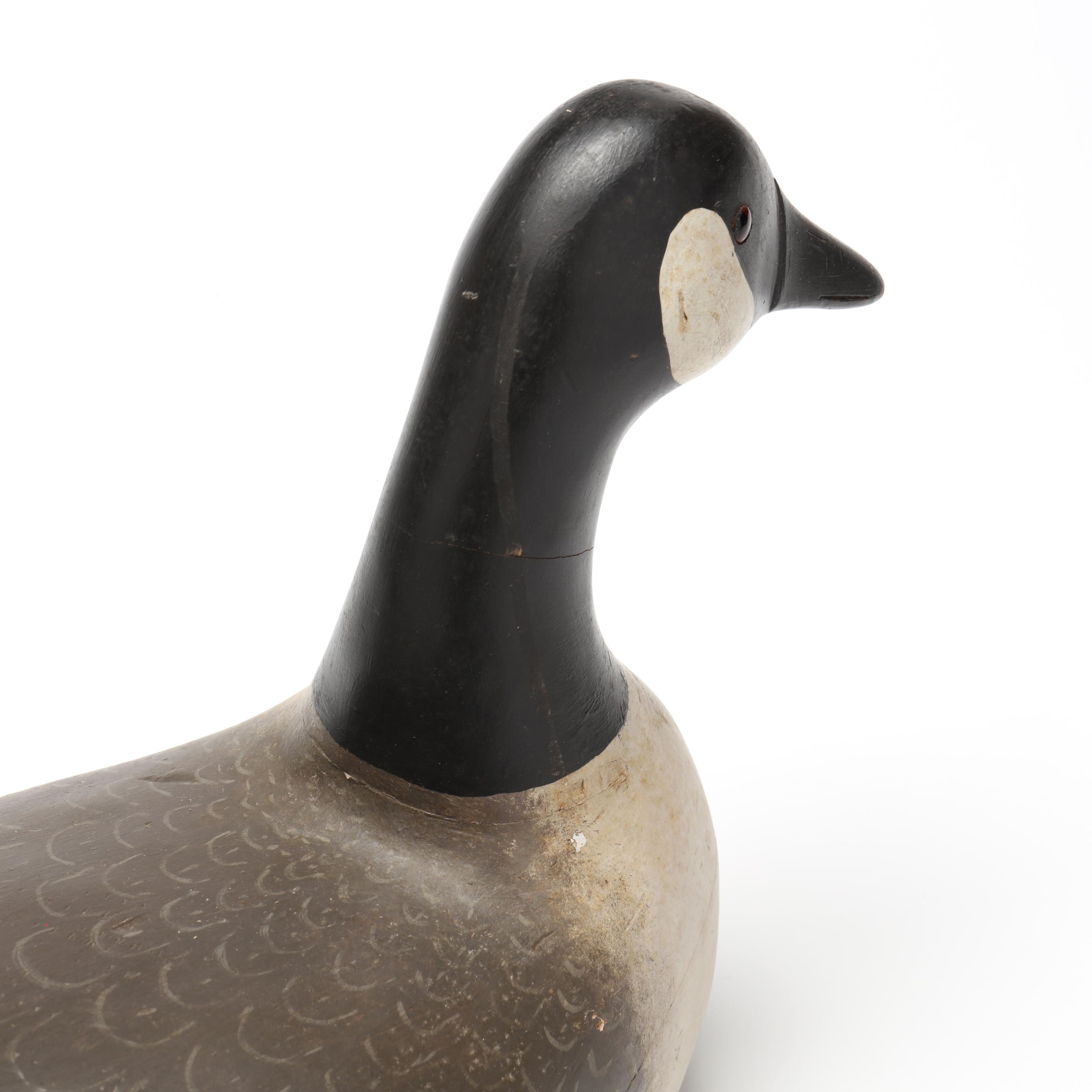Wildfowler Decoy Company (NJ), Goose (Lot 7297 - Sporting Art