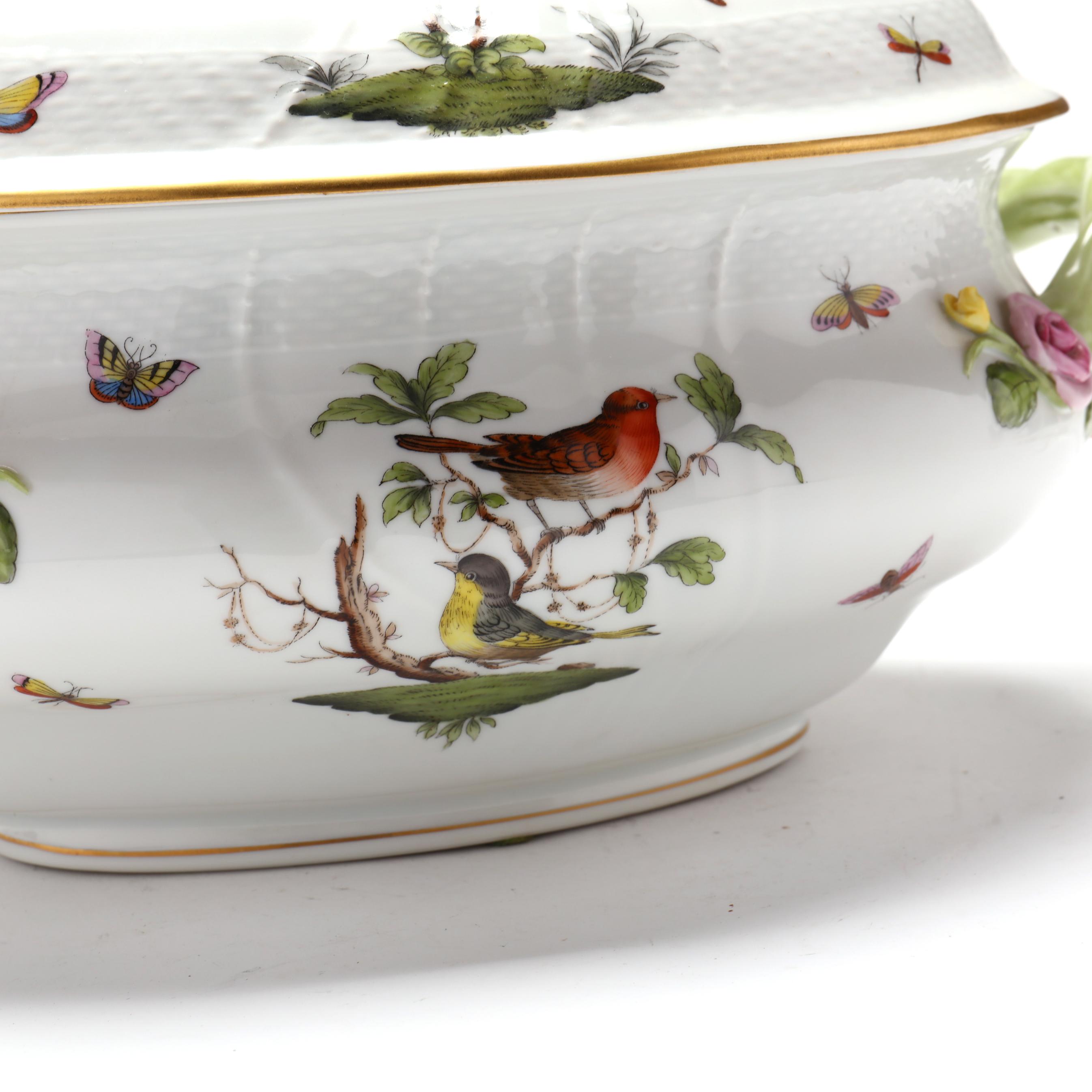 Herend Rothschild Bird Porcelain Tureen (Lot 2160 - Art of Herend Rothschild Bird Porcelain Tureen (Lot 2160 - Art of