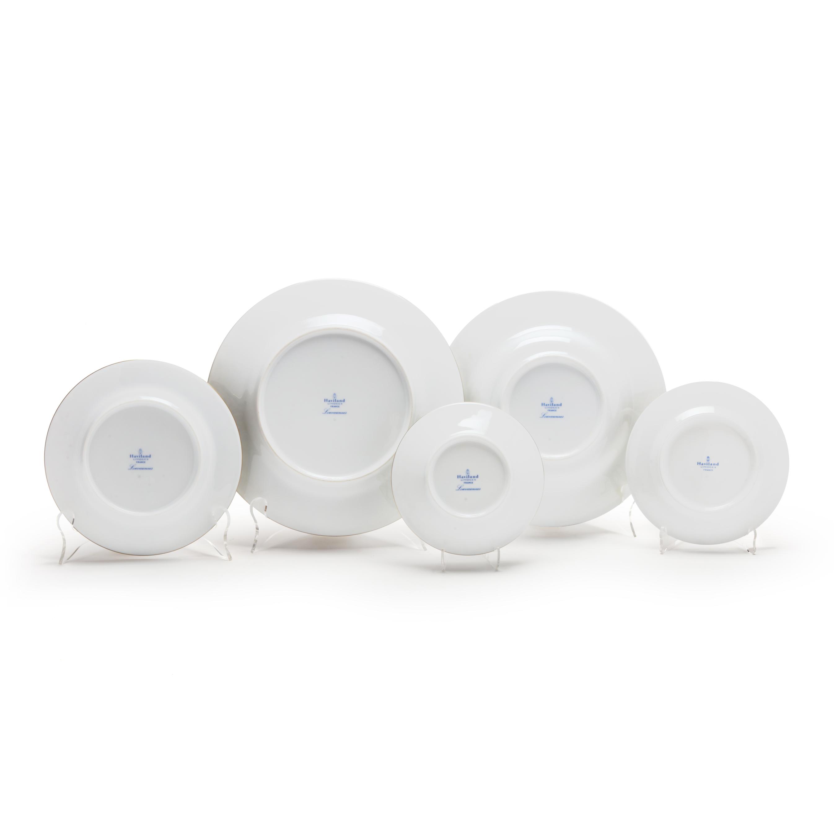 Haviland Limoges Louveciennes Tableware Service (Lot 2064 - )