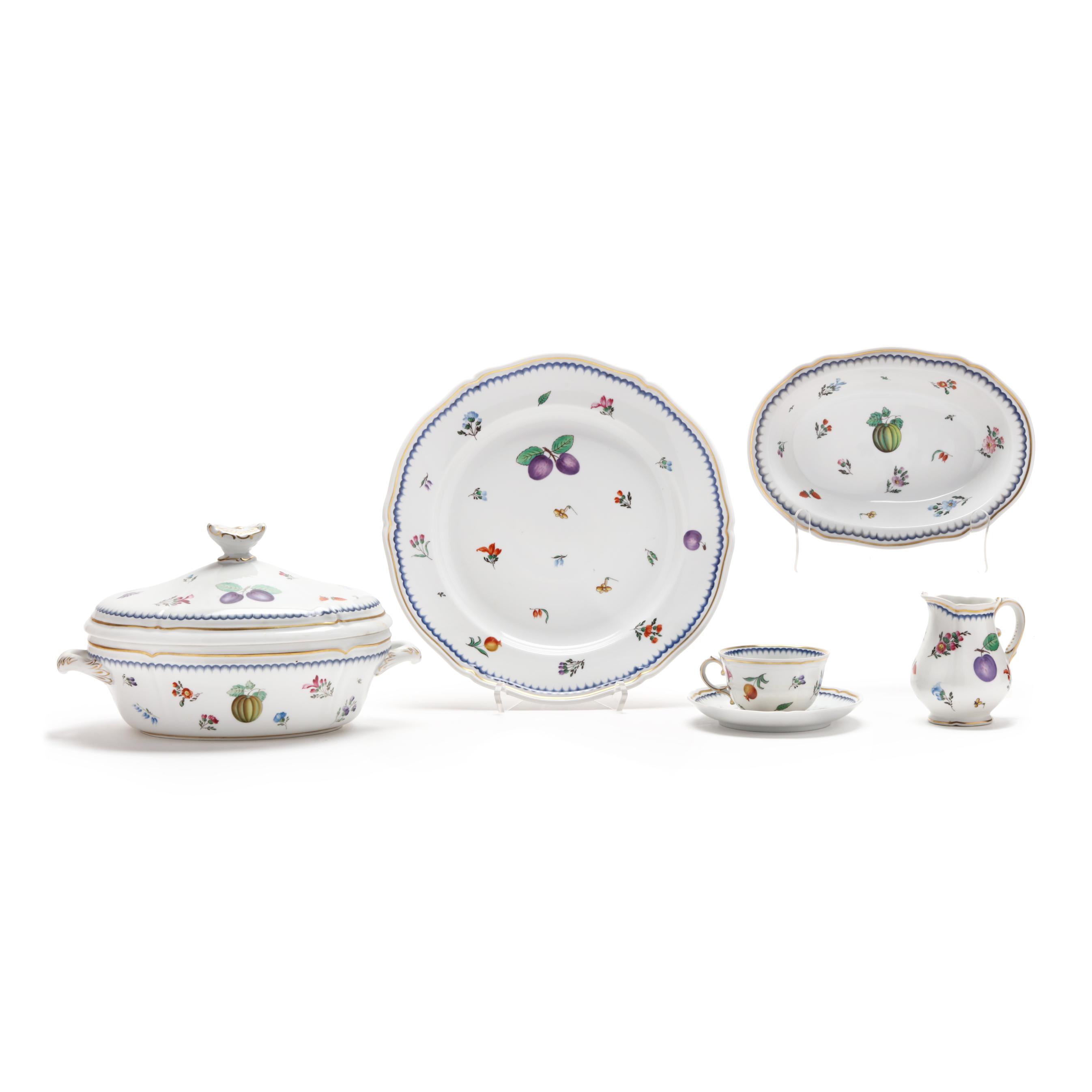 Richard Ginori Italian Fruit (Antico Doccia) Porcelain Dinnerware