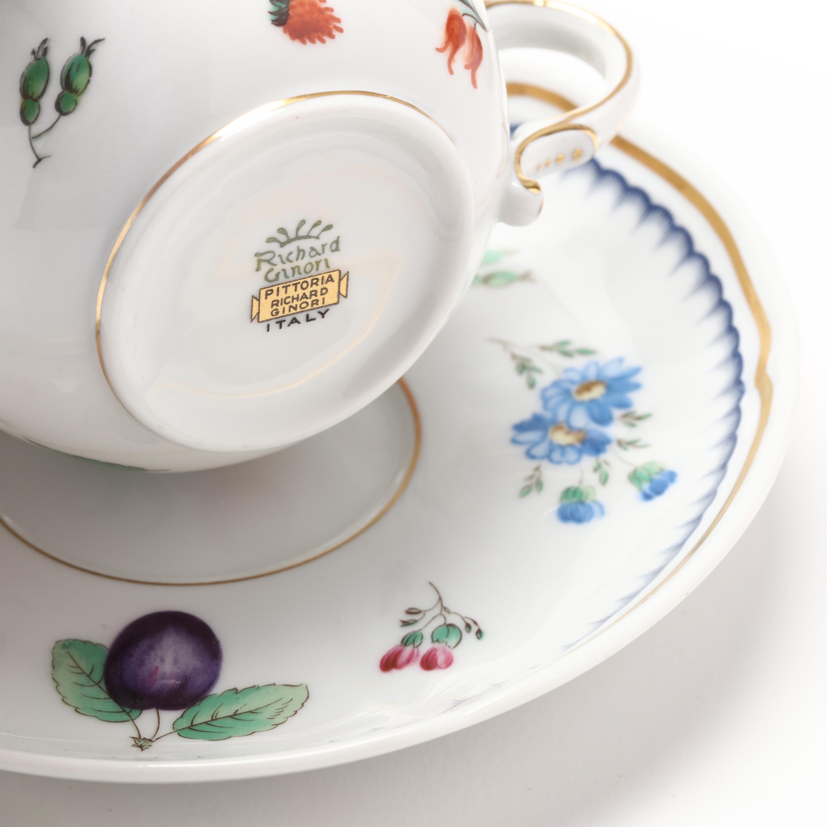 Richard Ginori Italian Fruit (Antico Doccia) Porcelain Dinnerware