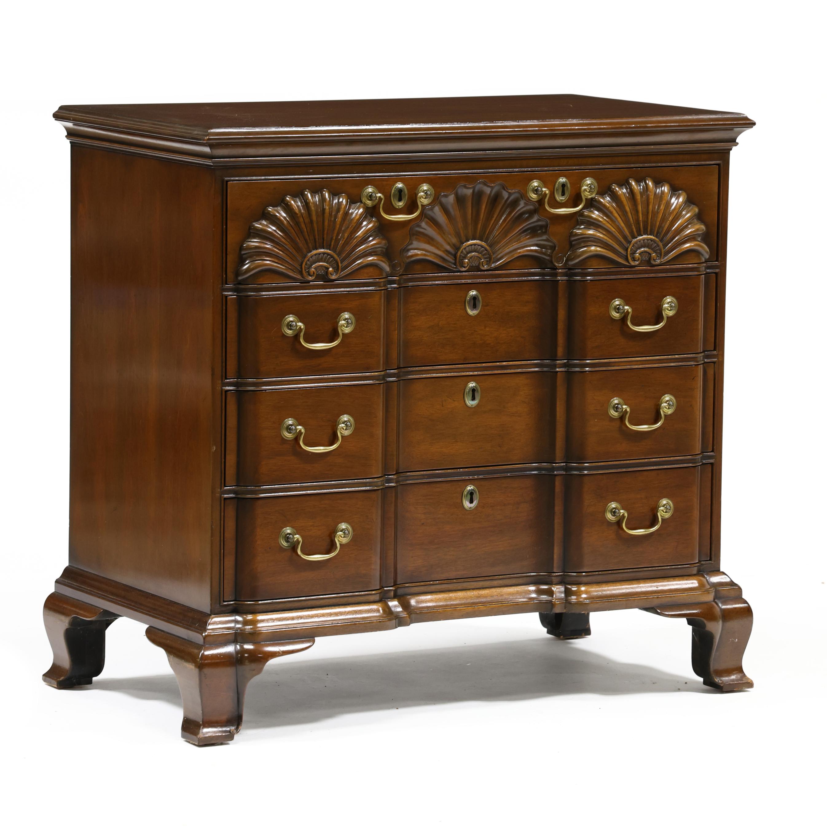 Kittinger, Chippendale Style Mahogany Block Front Chest of Drawers